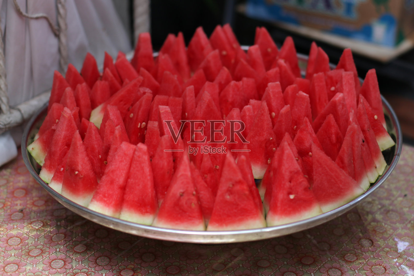 一大堆西瓜片照片摄影图片