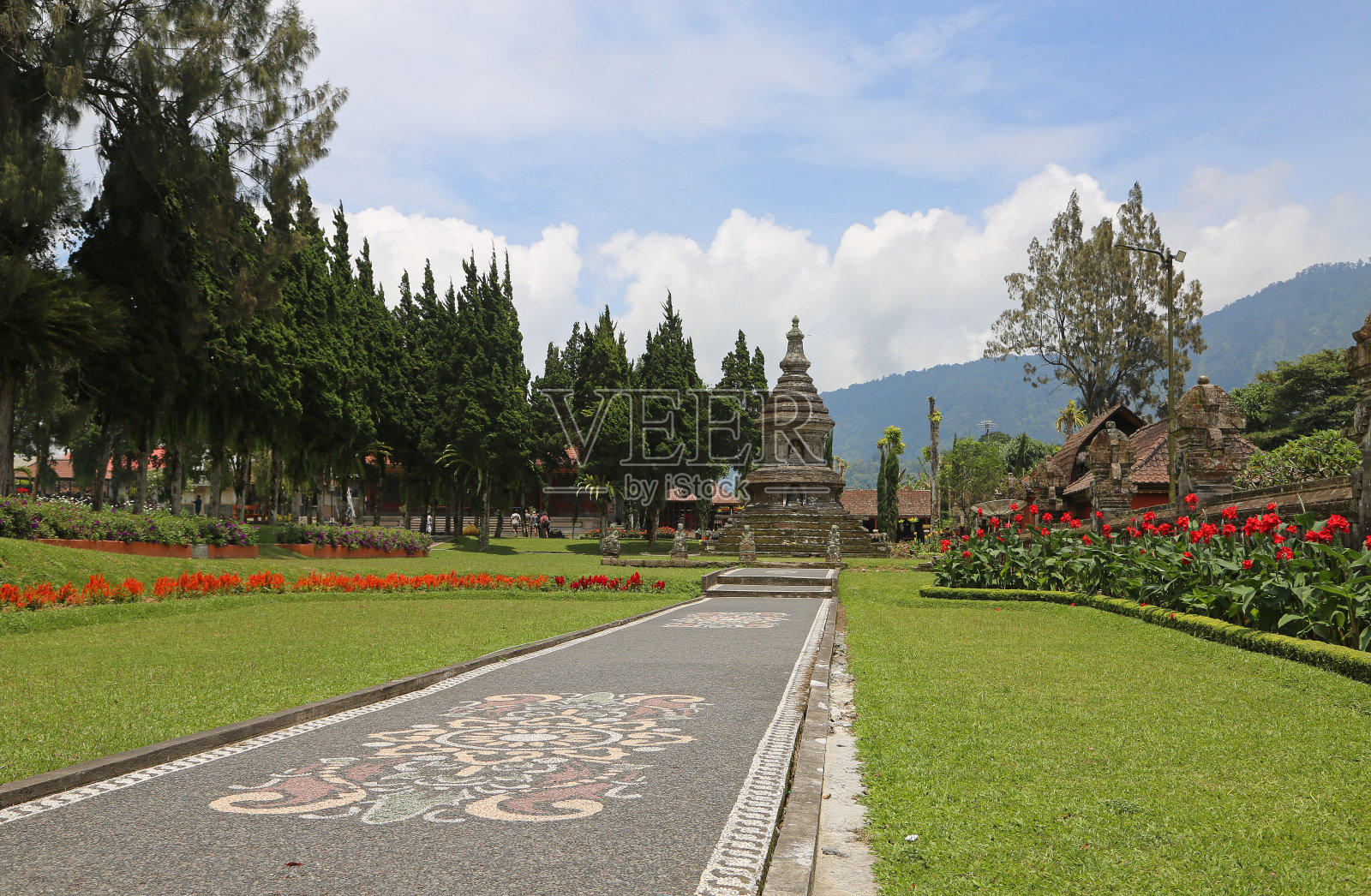 普拉布拉坦的小径照片摄影图片