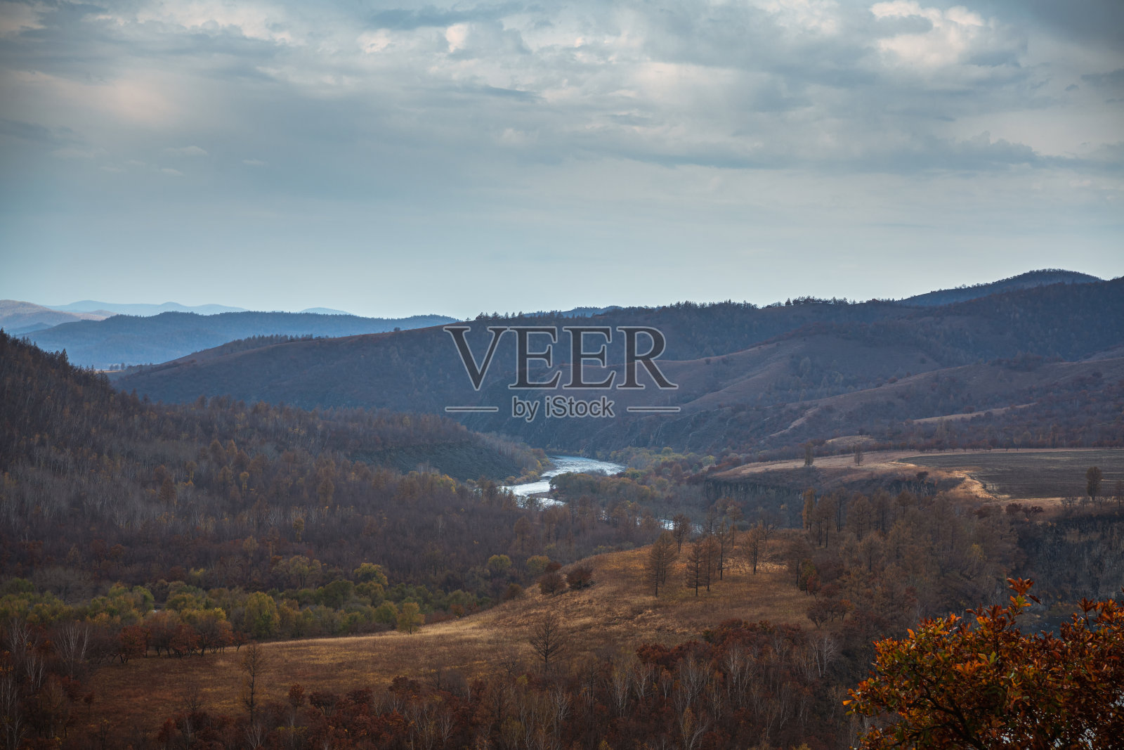 中国内蒙古呼伦贝尔阿尔山秋季自然风光照片摄影图片