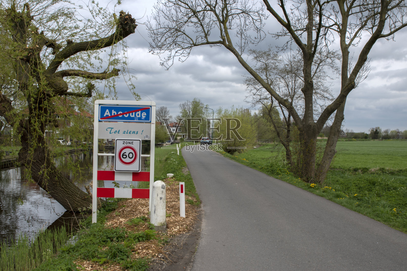 荷兰阿阿布德市尽头的街道标志8-4-2024照片摄影图片