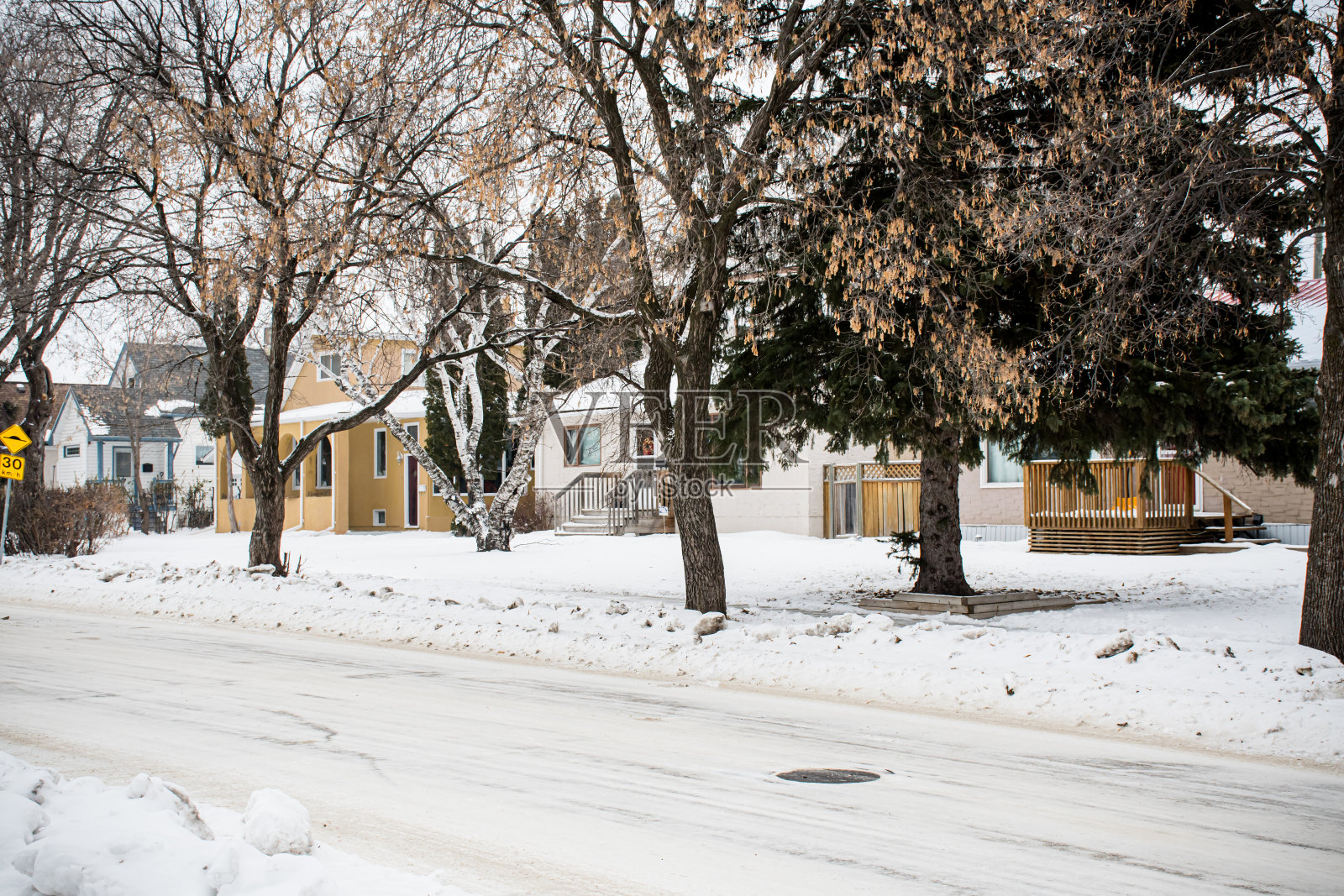 加拿大温尼伯舒适的冬季住宅照片摄影图片