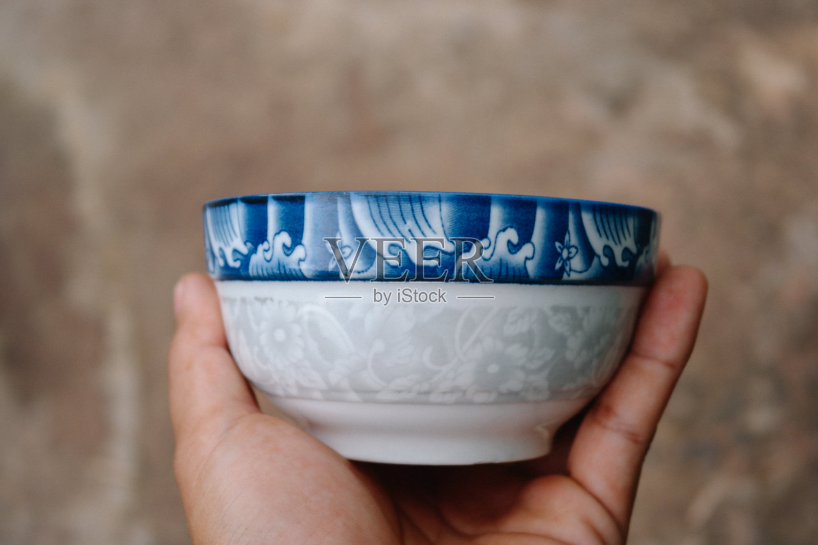 手工陶瓷碗照片摄影图片