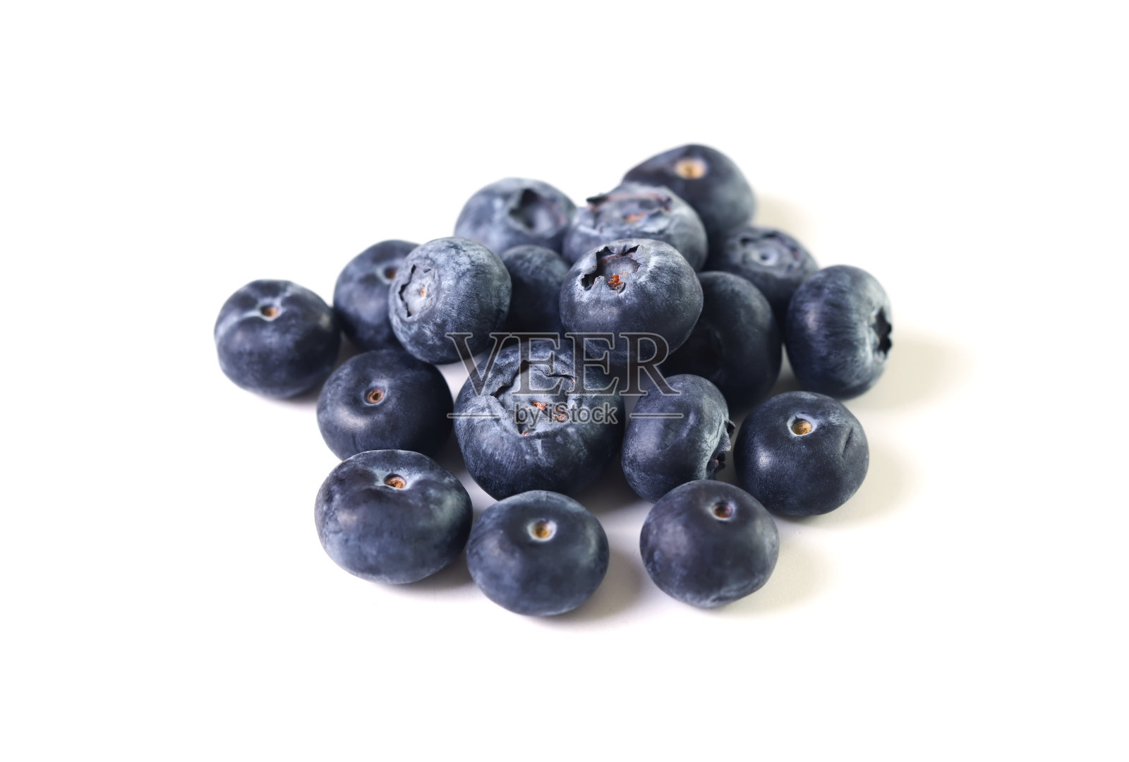 蓝莓孤立在白色背景上照片摄影图片
