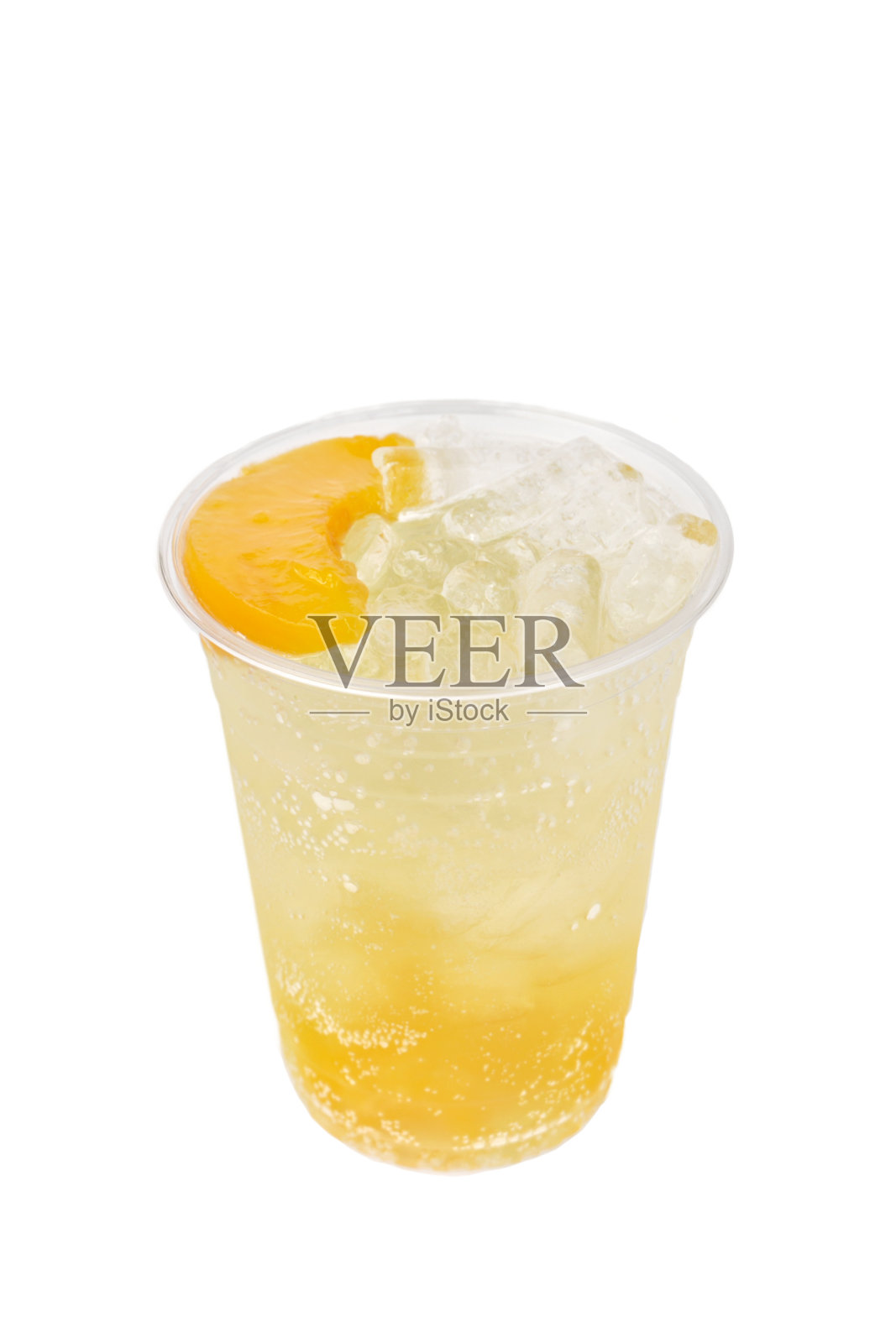 一杯冰苏打水蜜桃水果菜单。照片摄影图片