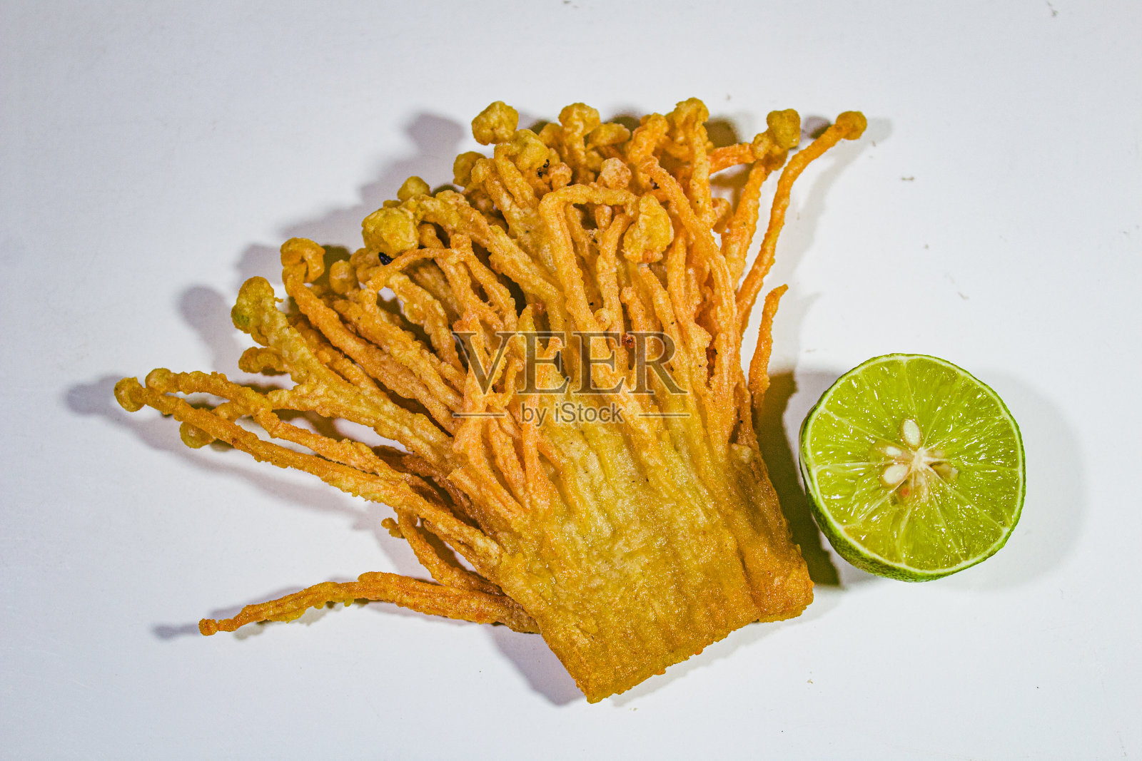 朴蘑蘑菇照片摄影图片