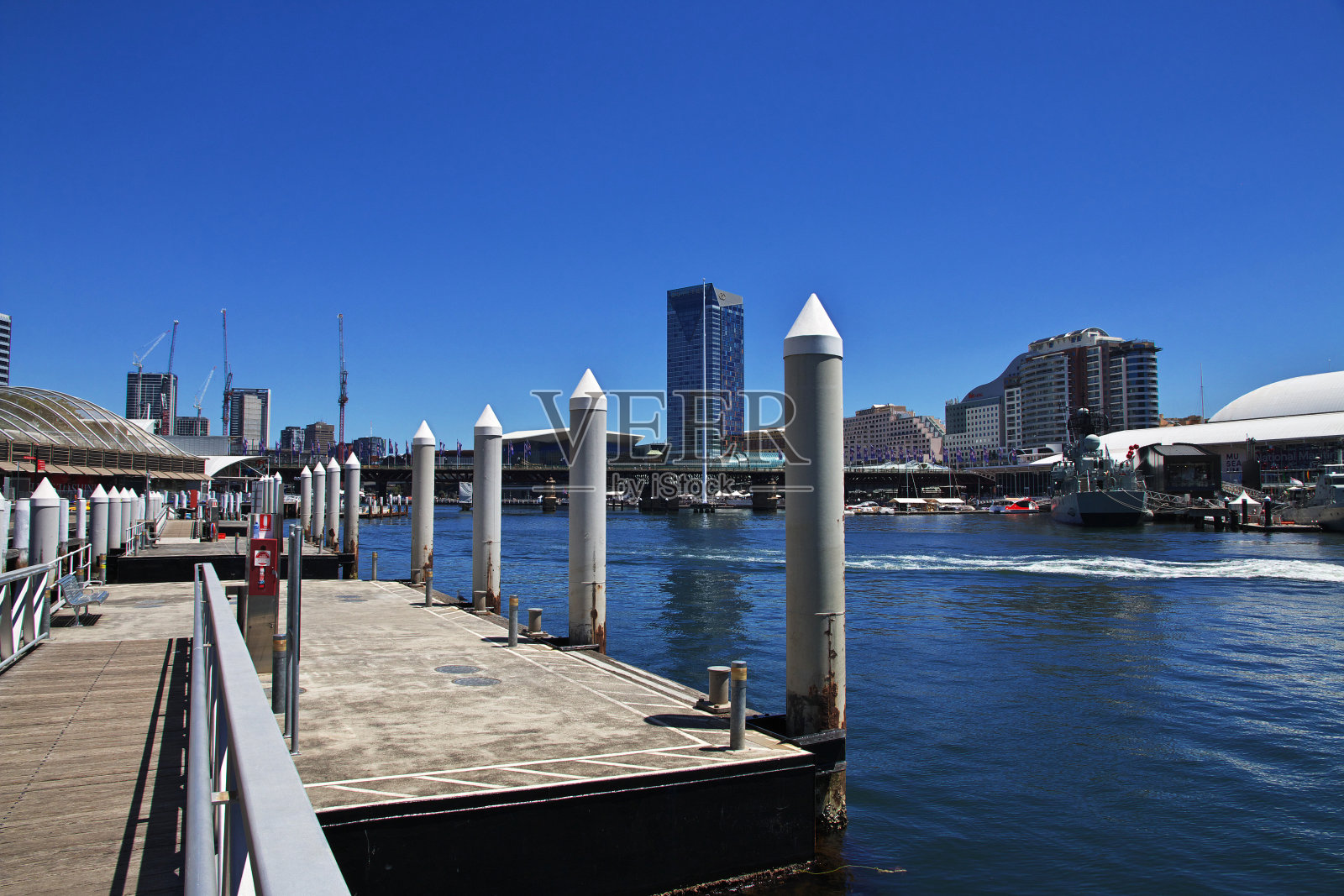 澳大利亚悉尼达令港的海滨照片摄影图片