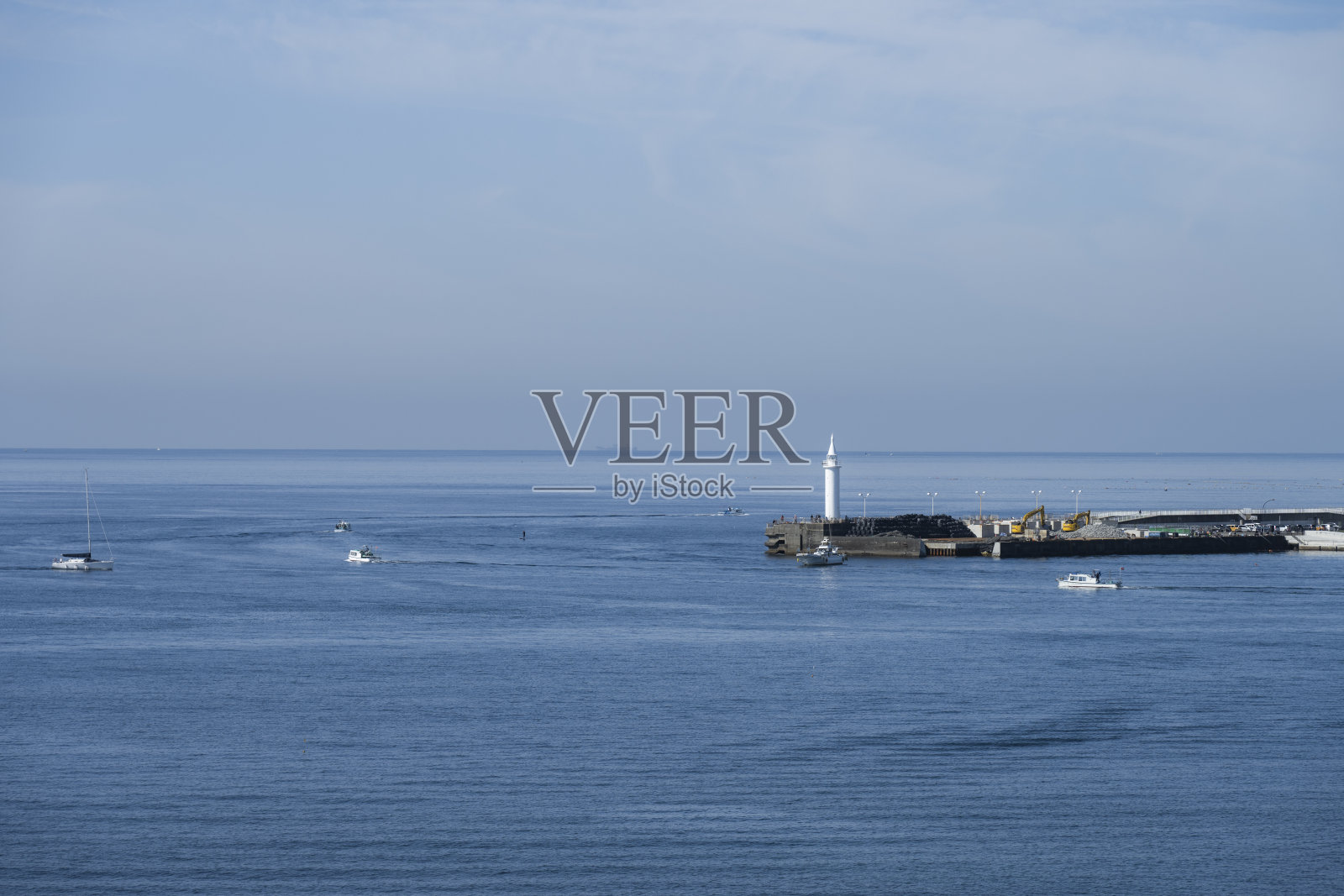 日本镰仓的日出照片摄影图片