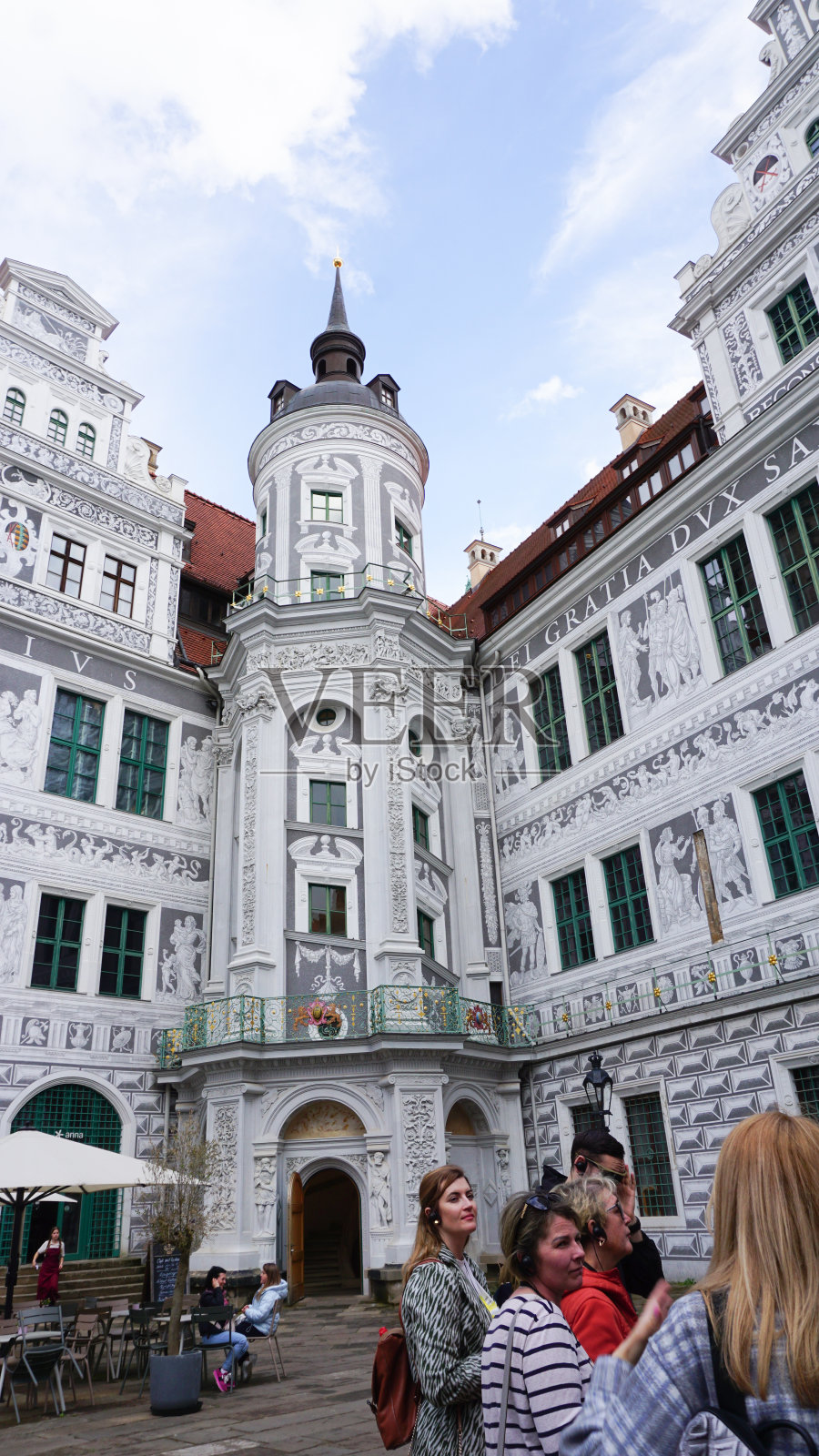 乔治和王子队伍是这座城市众多复兴党时期建筑中的第一座。照片摄影图片