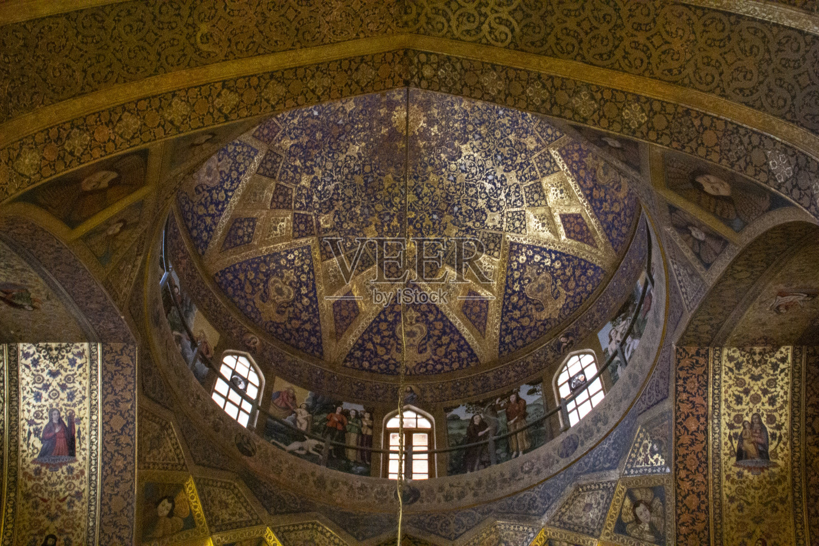 伊斯法罕Vank教堂的天花板结构照片摄影图片