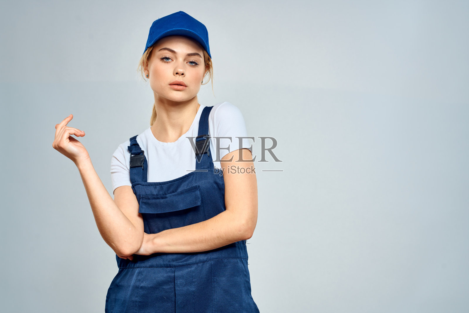 穿着制服的职业女性快递服务生活方式照片摄影图片