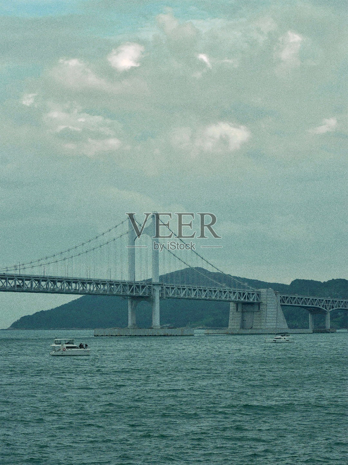 天气不好的日子。照片摄影图片