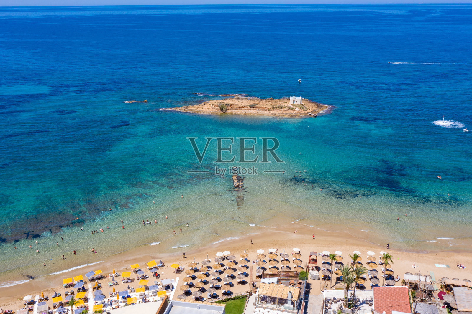 玛丽亚海滩和阿芬提斯克里斯托教堂照片摄影图片