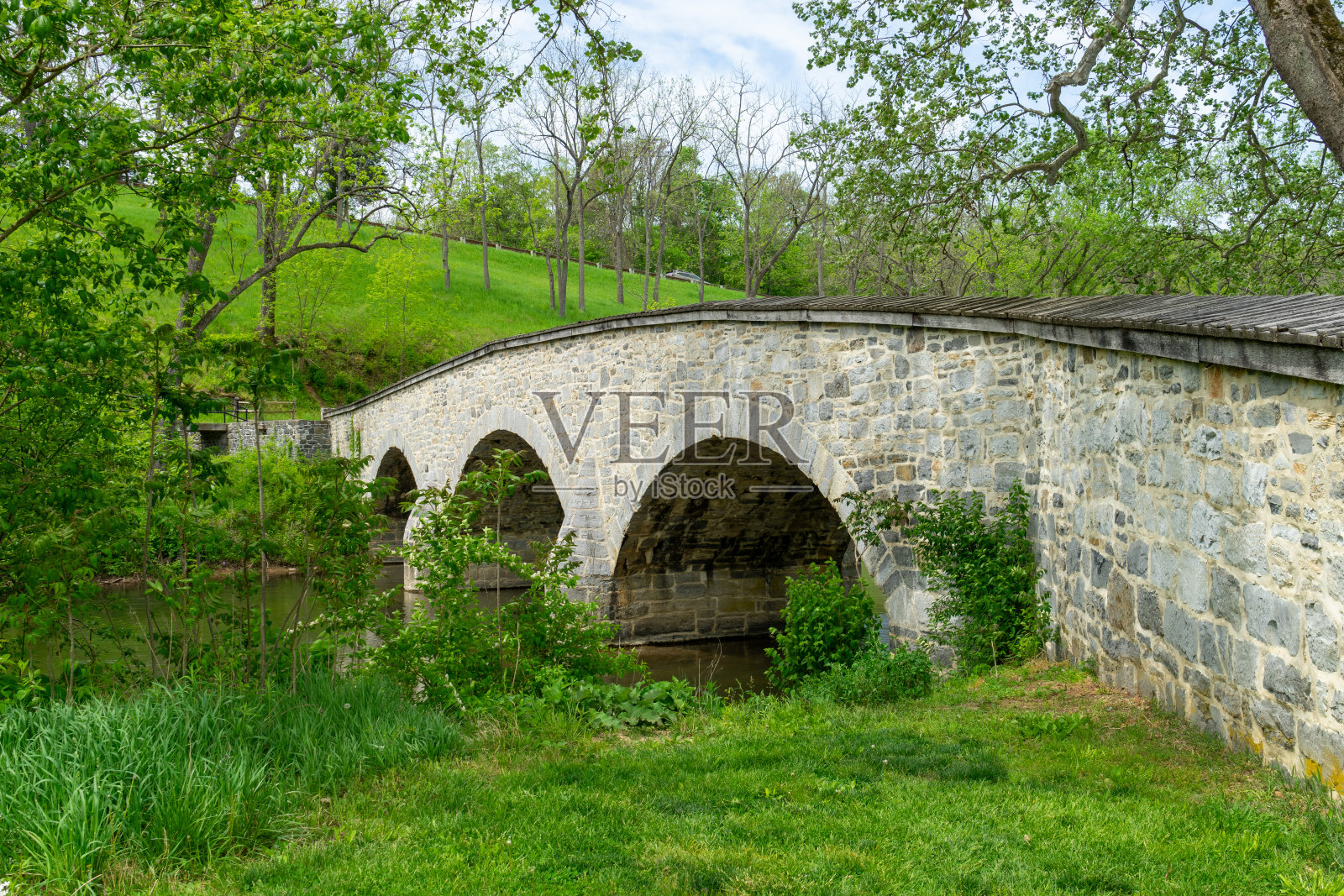 伯恩赛德桥照片摄影图片