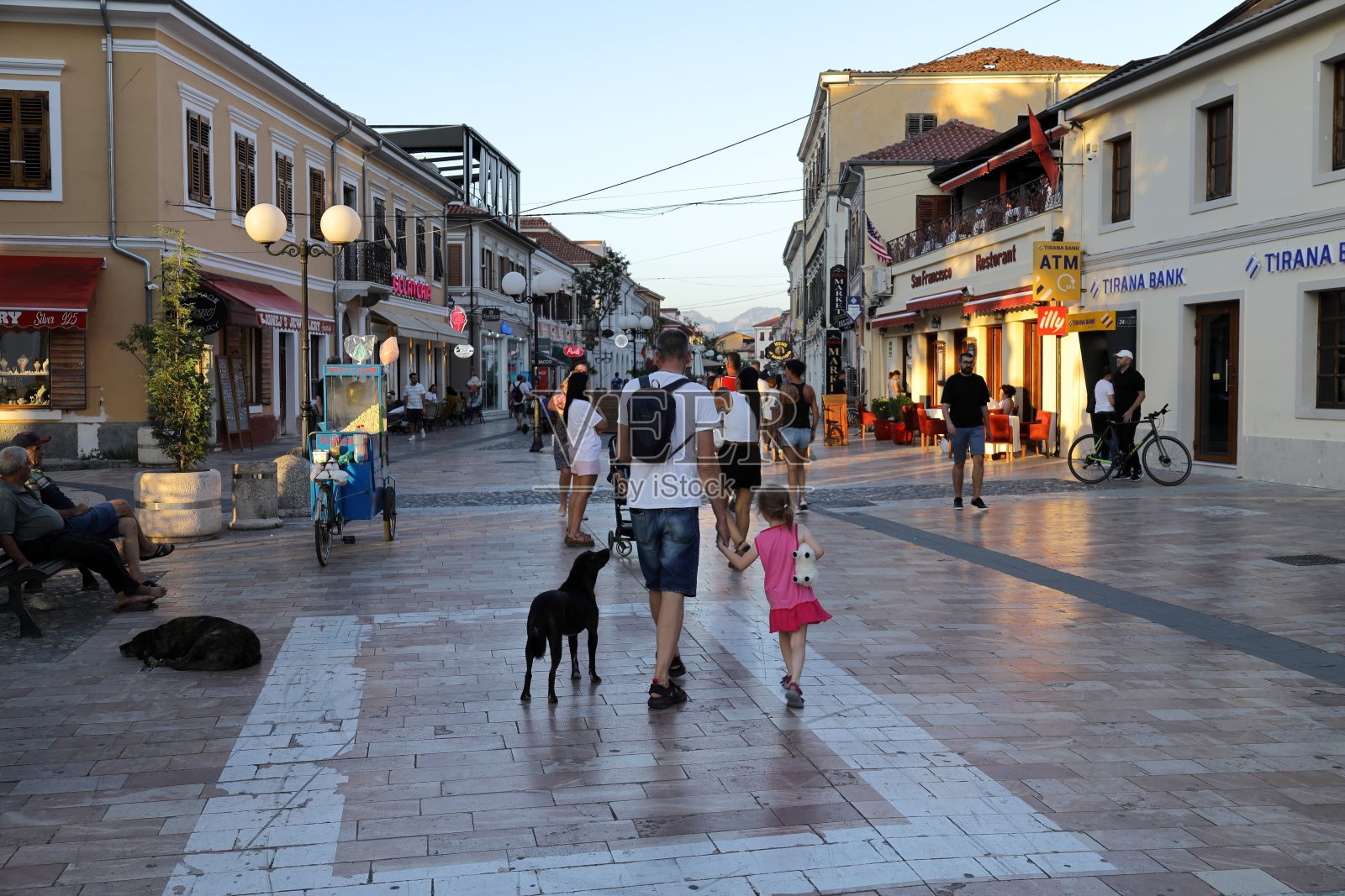 Rruga Kole Idromeno街照片摄影图片