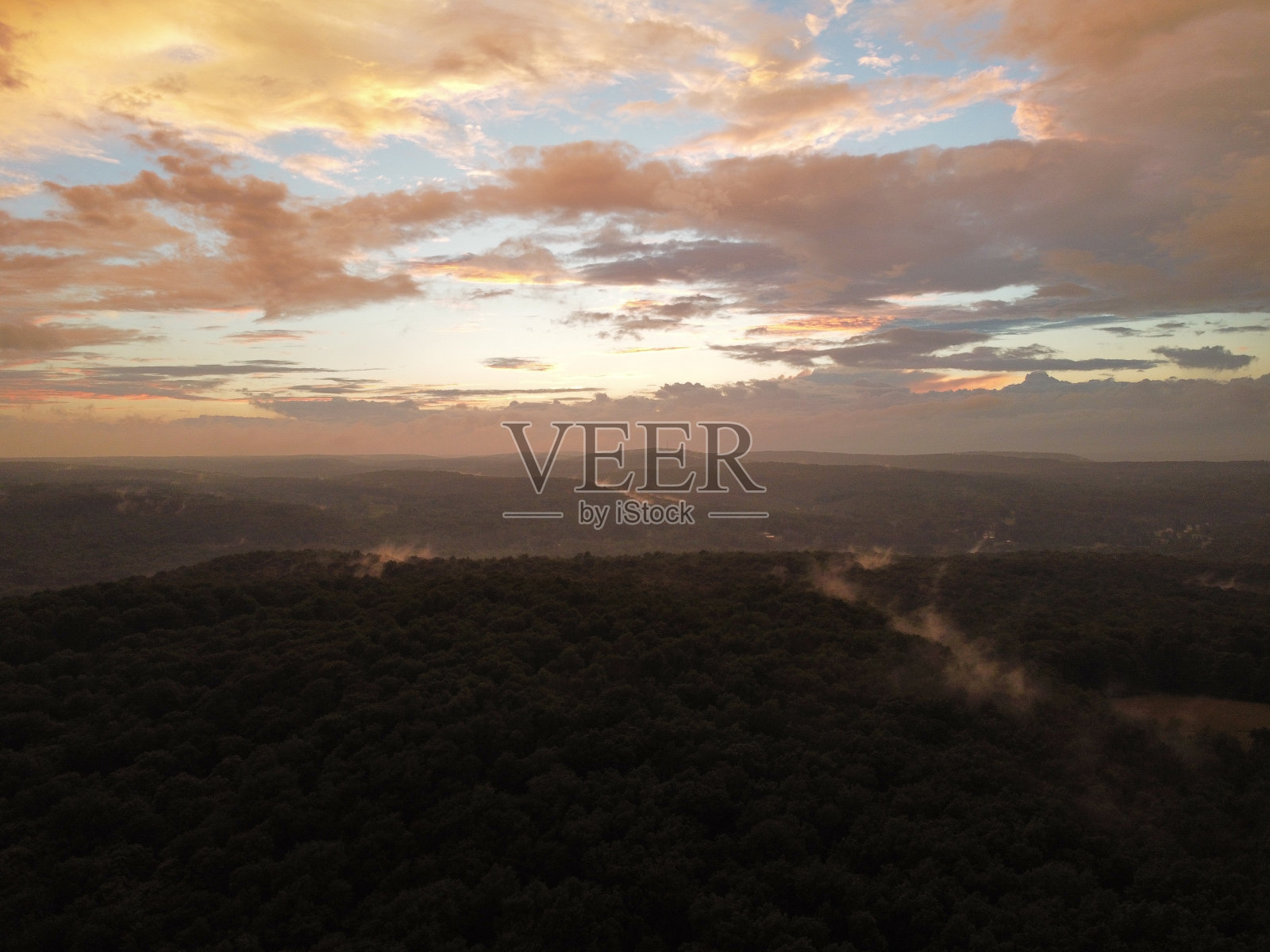 空中的日落照片摄影图片