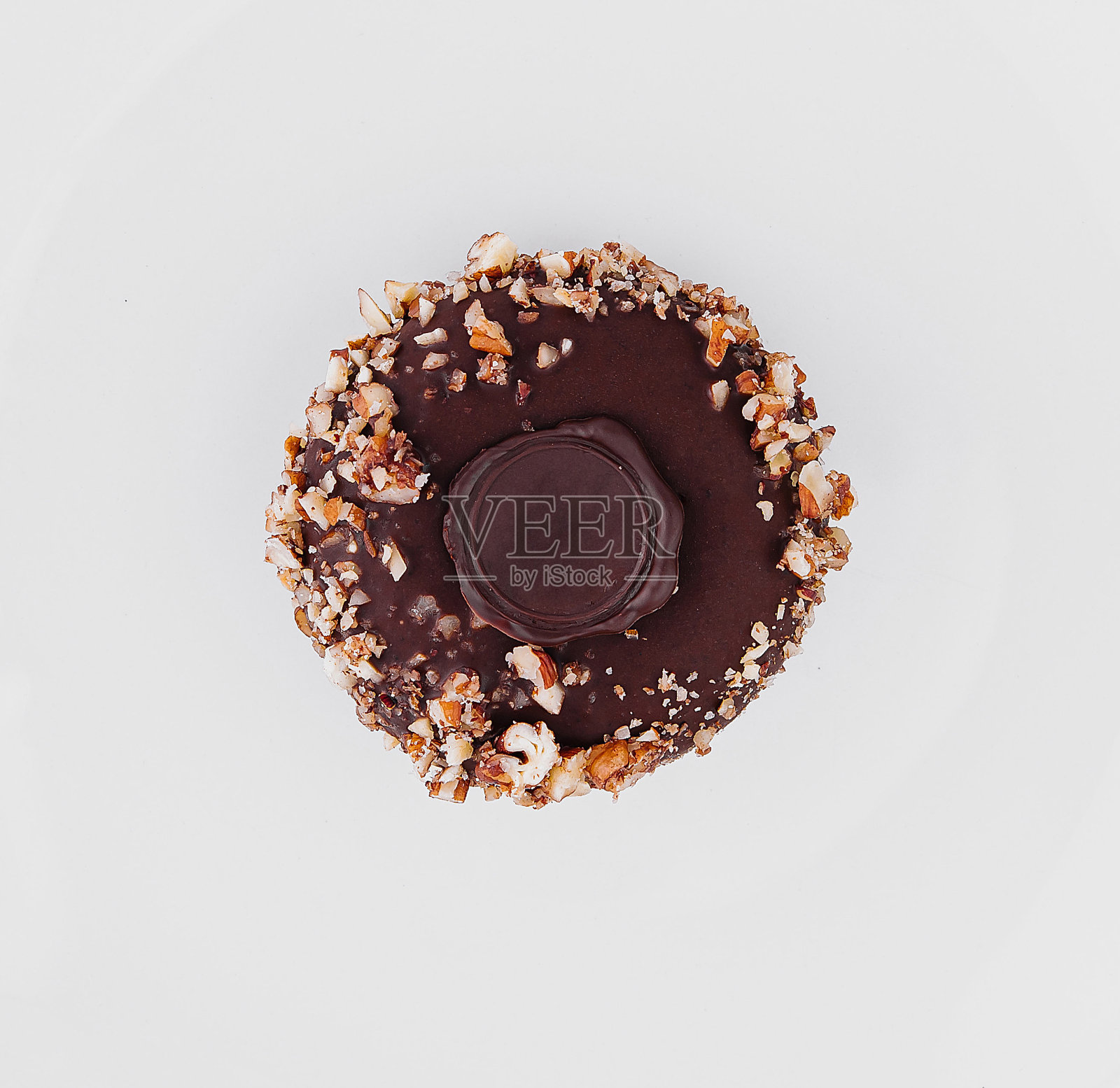 白色盘子里的巧克力饼干照片摄影图片