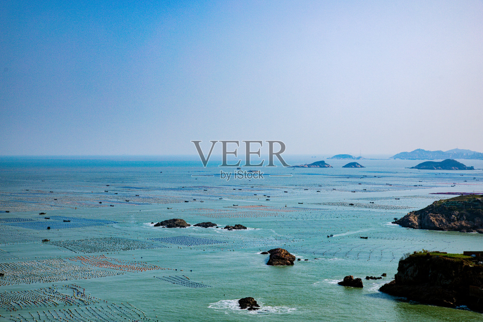 福建省福州市连江县渔村风光与海洋天际线照片摄影图片