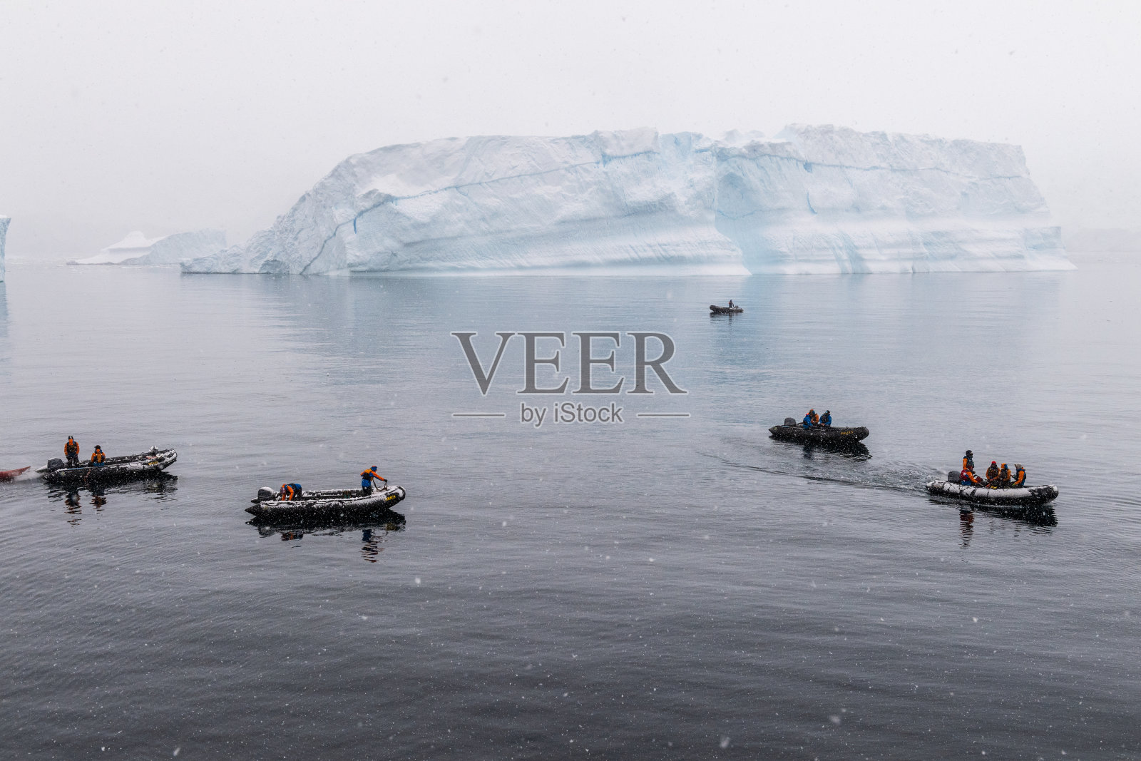 准备一次十二宫巡游照片摄影图片