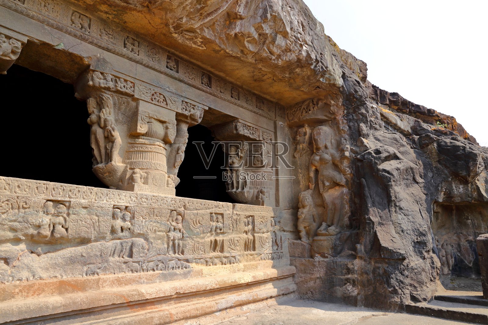 埃洛拉神庙洞穴，岩石雕刻的神庙，奥兰加巴德，照片摄影图片