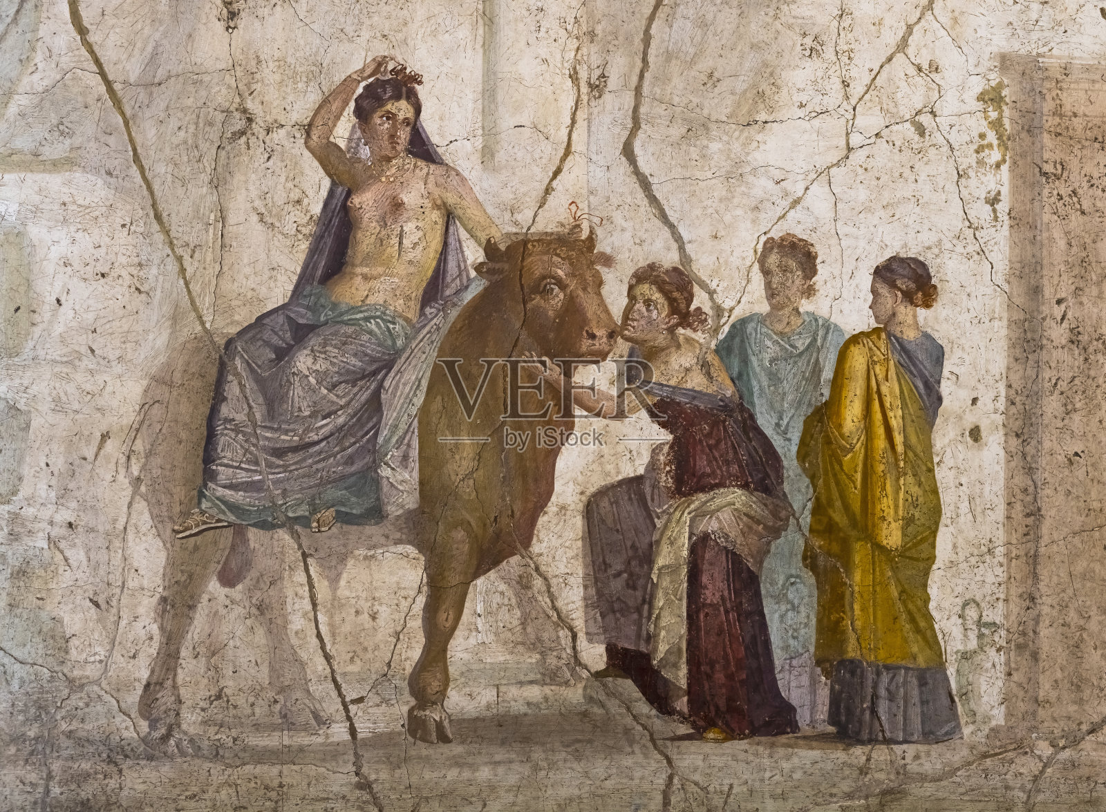 庞贝壁画欧罗巴坐在宙斯的公牛上照片摄影图片