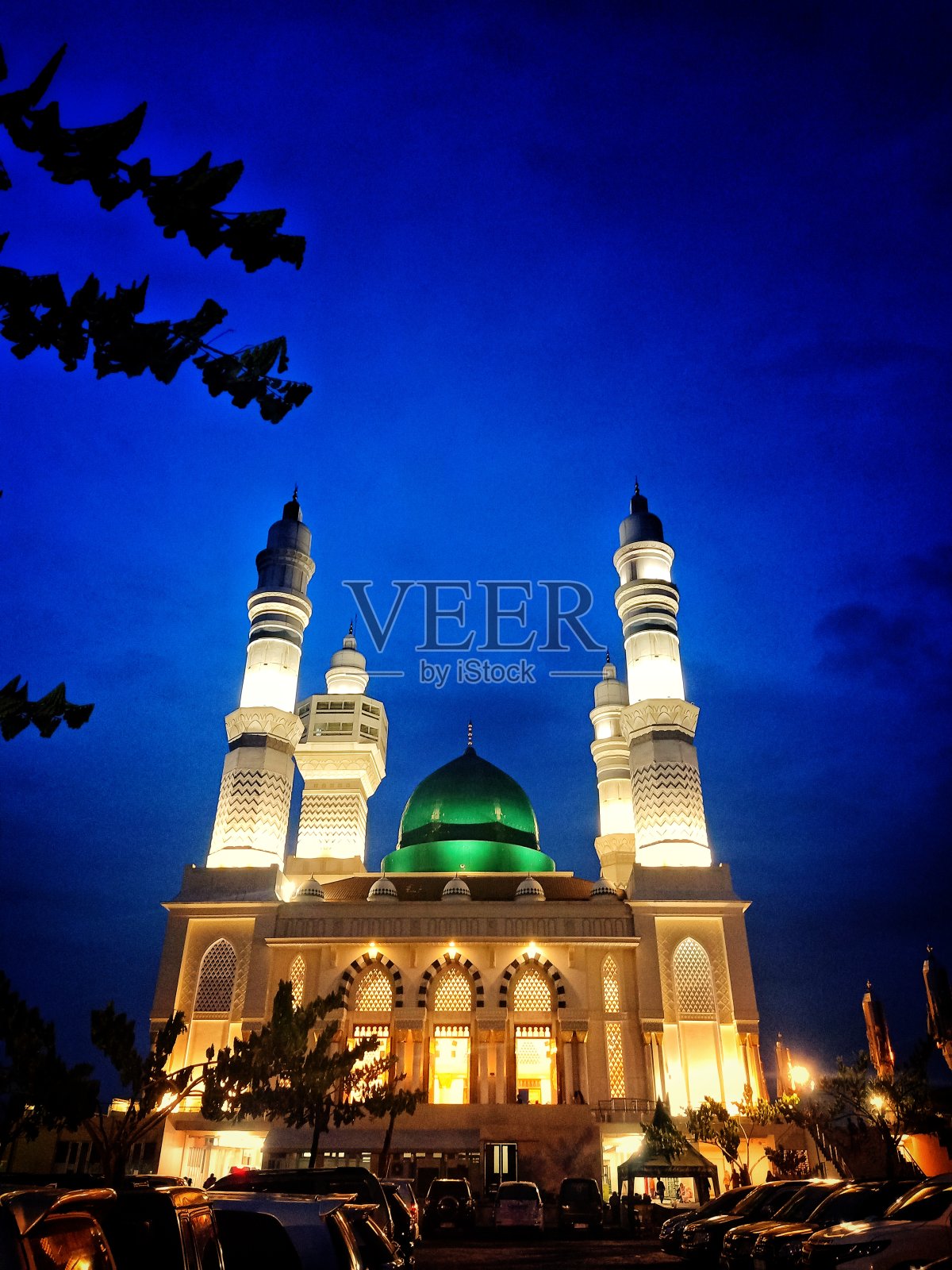 清真寺的建筑非常雄伟和美丽照片摄影图片