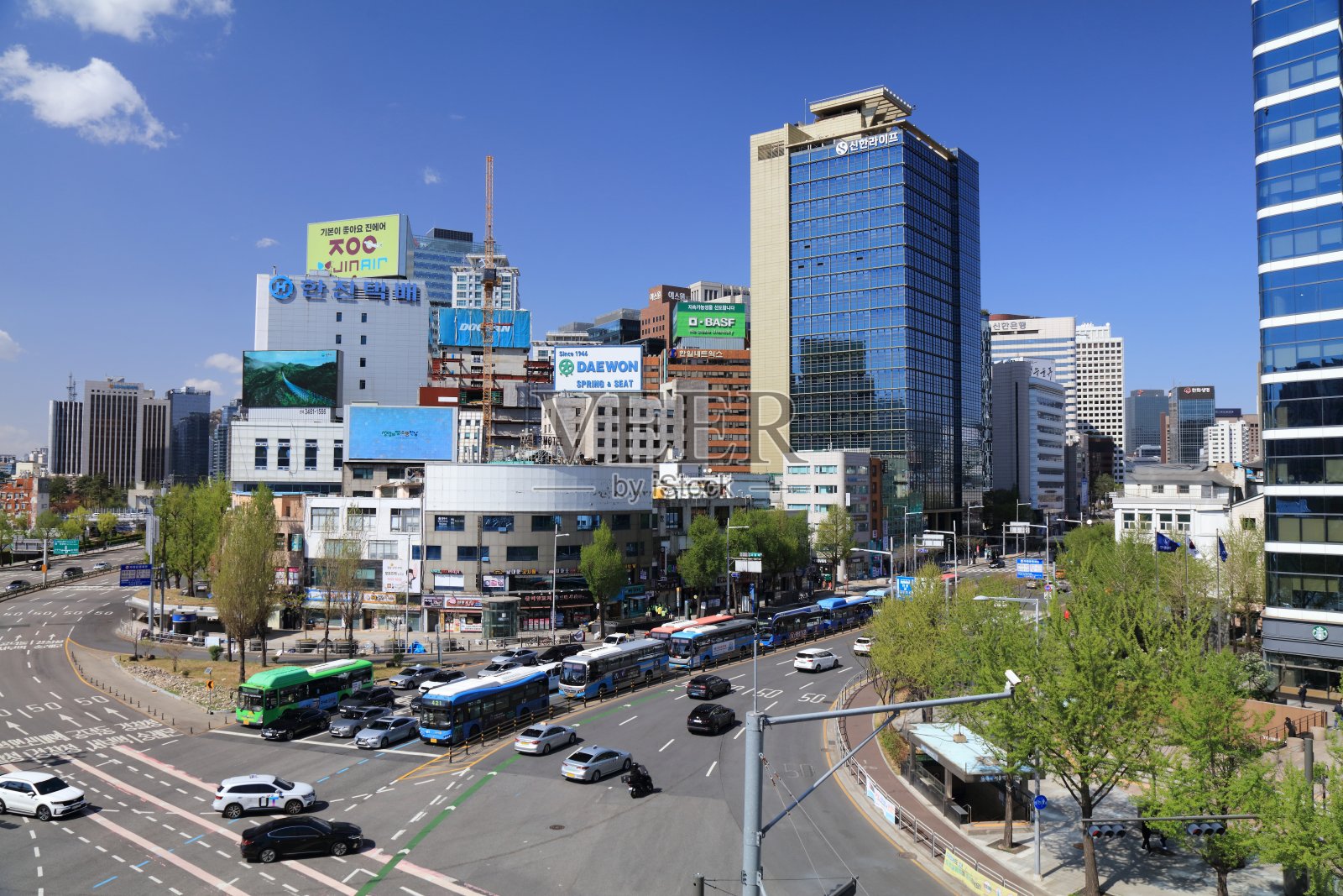 韩国首尔的交通照片摄影图片