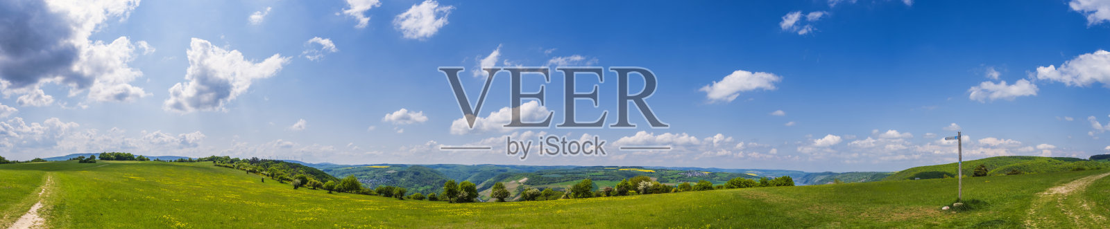 在莱茵高山脉徒步旅行照片摄影图片