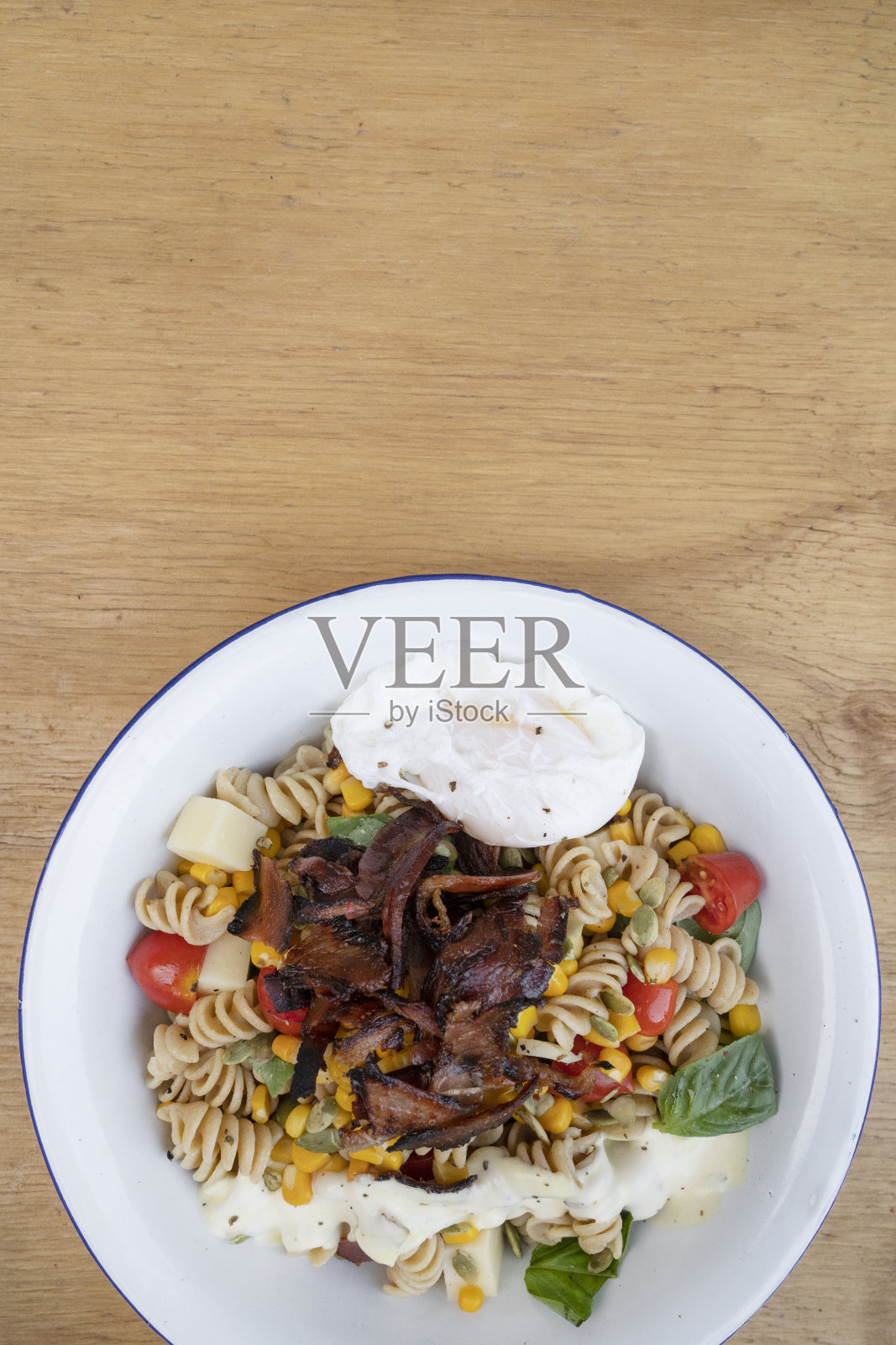 意大利面条美食的俯视图照片摄影图片