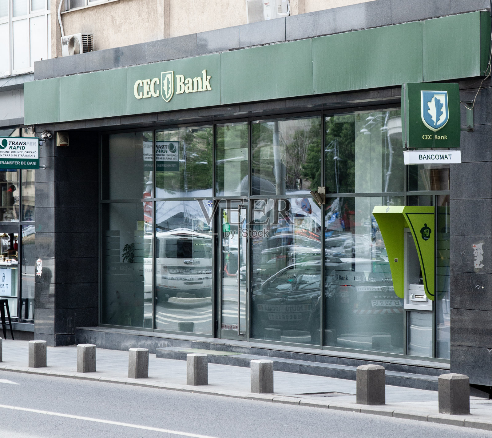 罗马尼亚布加勒斯特市中心CEC分支机构的外部照片摄影图片