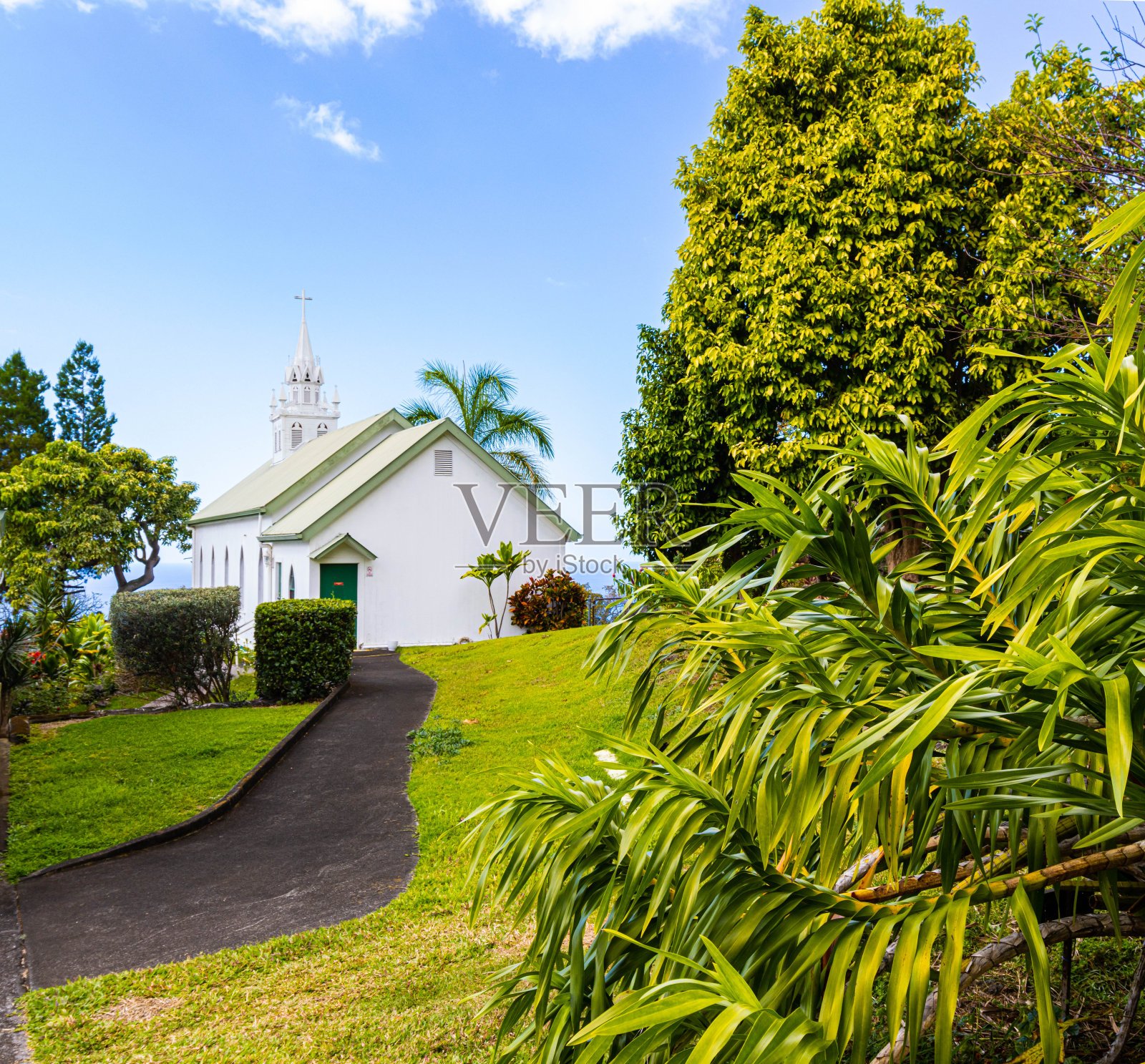 圣本笃罗马天主教堂照片摄影图片