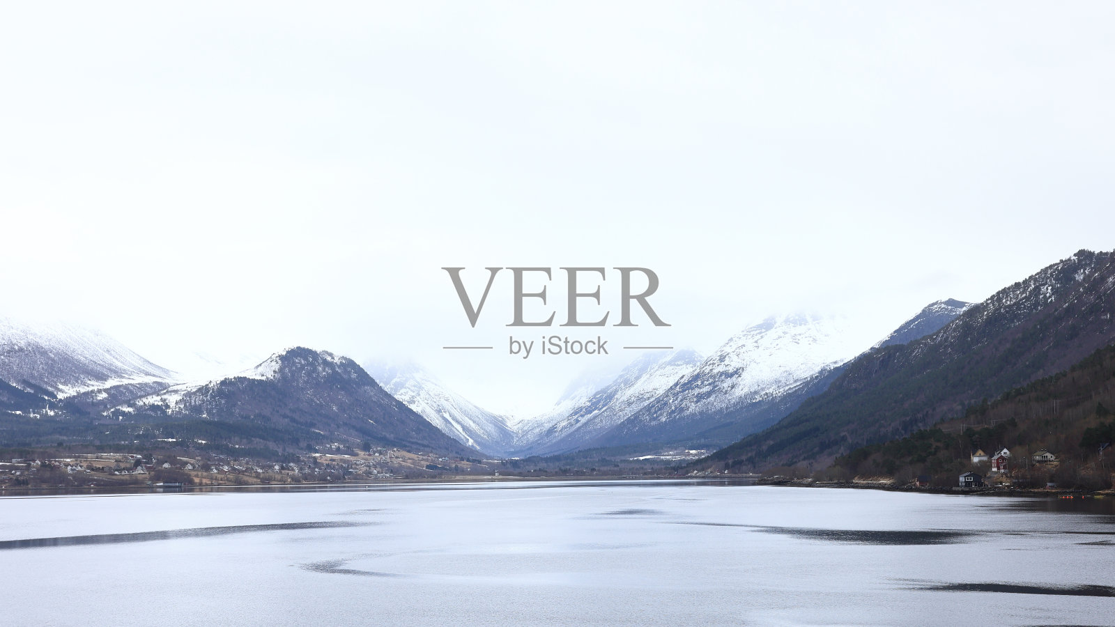 从安达尔斯海滨眺望照片摄影图片