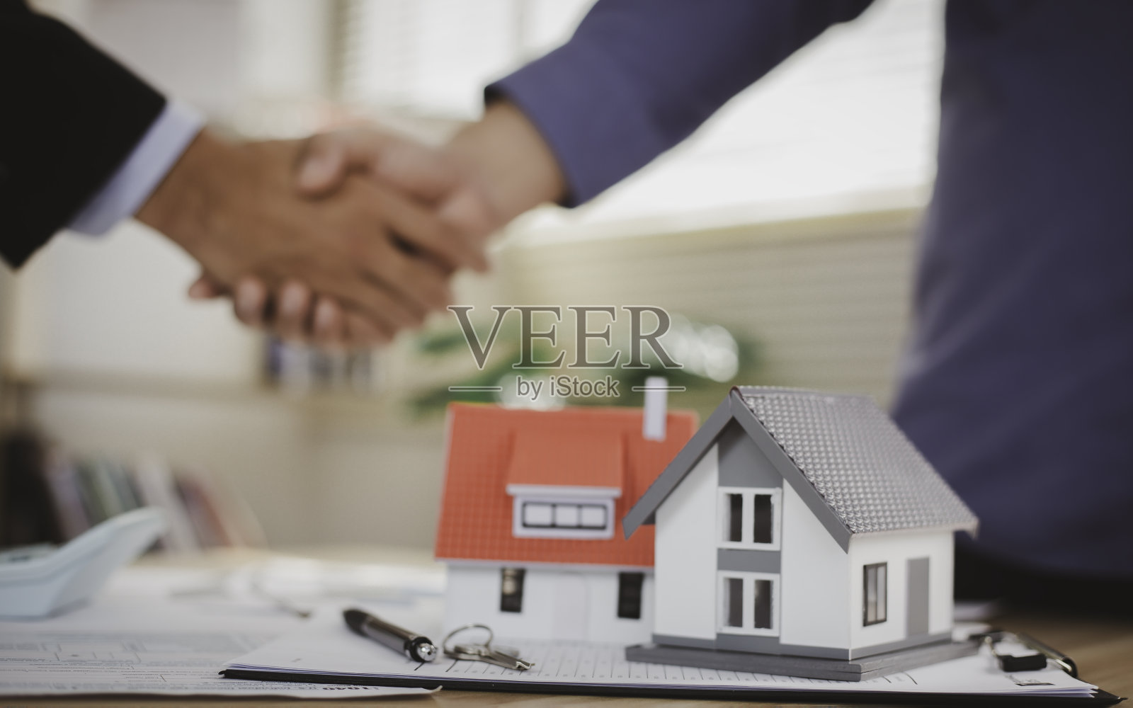 买卖住宅房地产税收优惠研究策略房地产投资提供财务回报。照片摄影图片