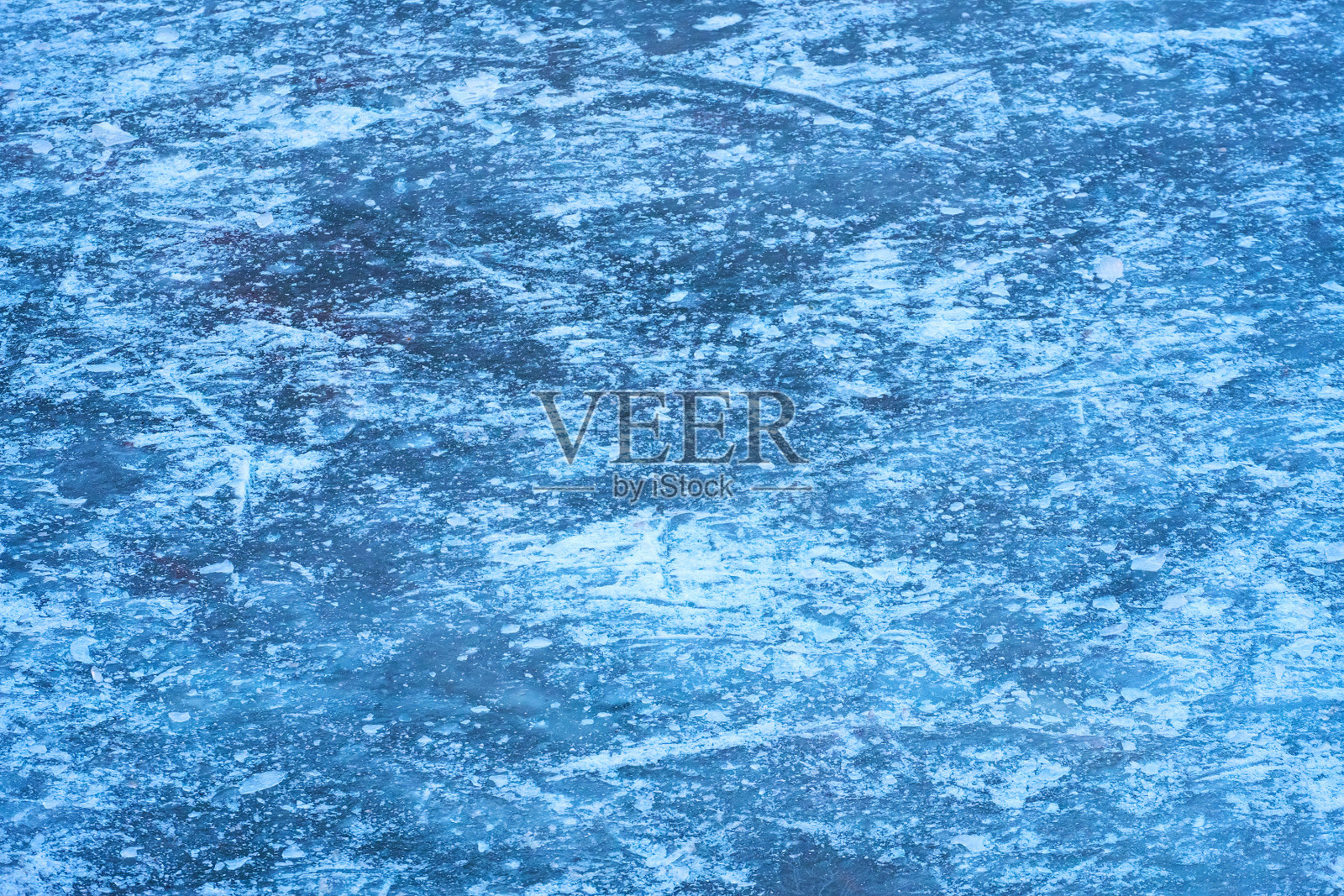 冬天有雪的湖面上的冰背景照片摄影图片