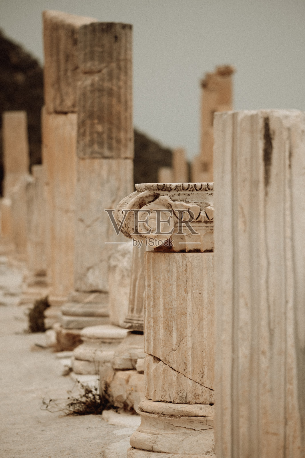 以弗所古代石柱照片摄影图片