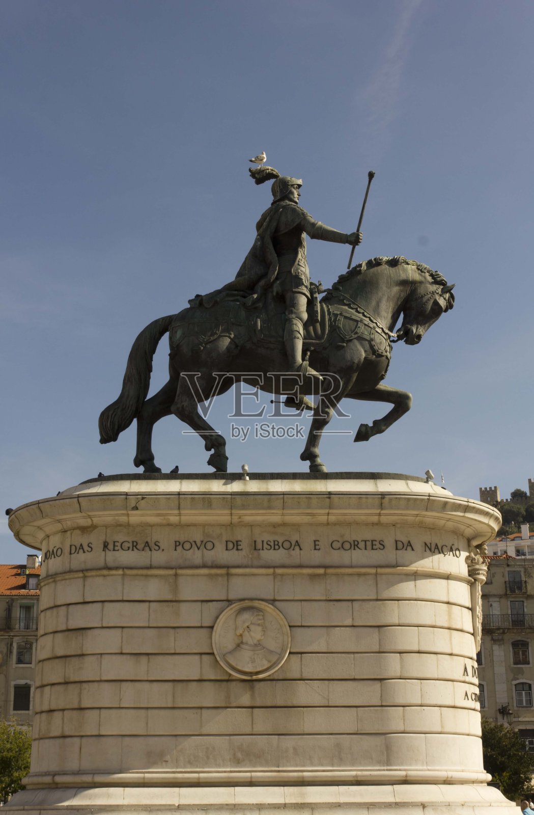 国王约翰一世的骑马雕像特写照片摄影图片