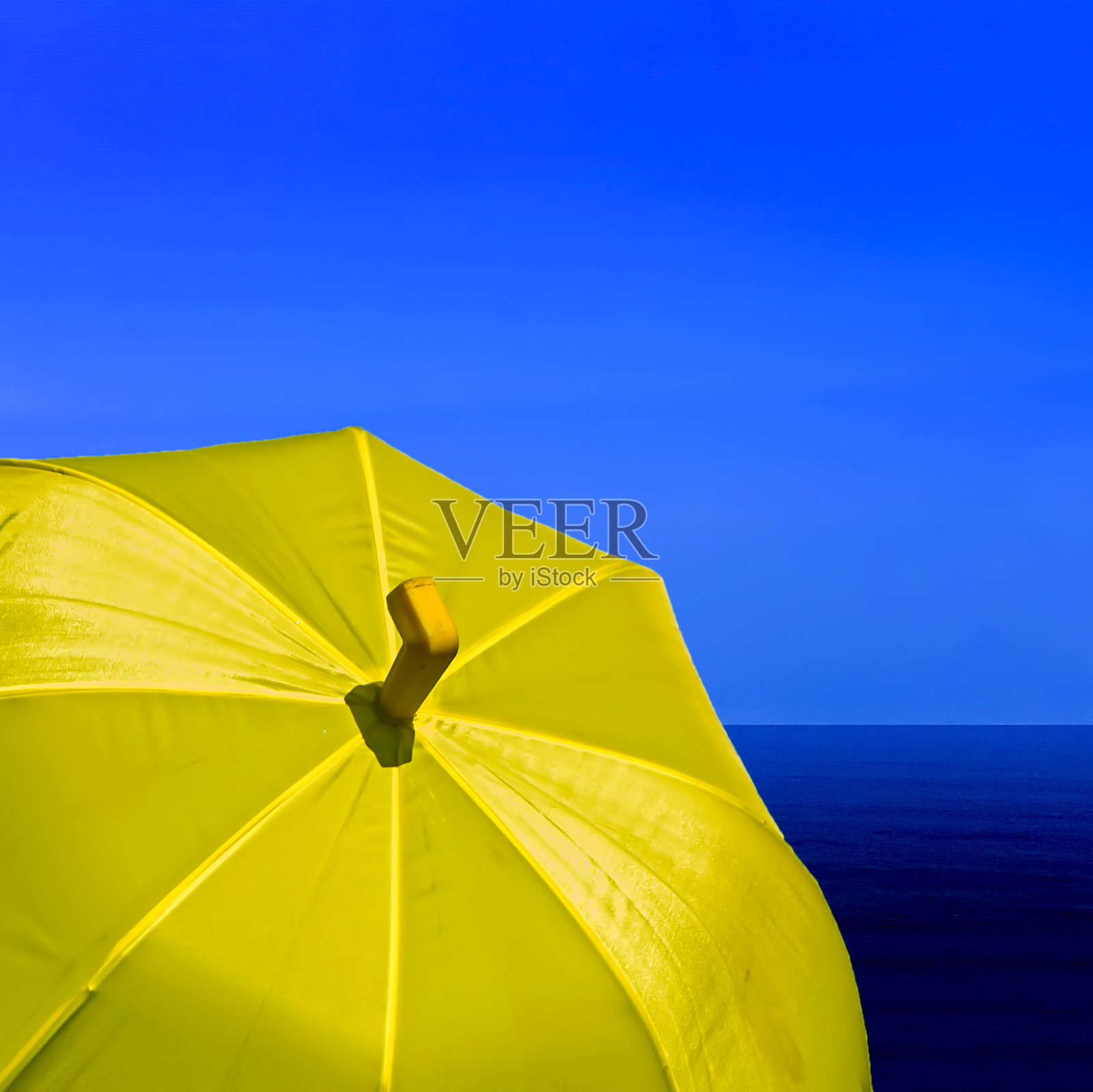 黄色的雨伞照片摄影图片