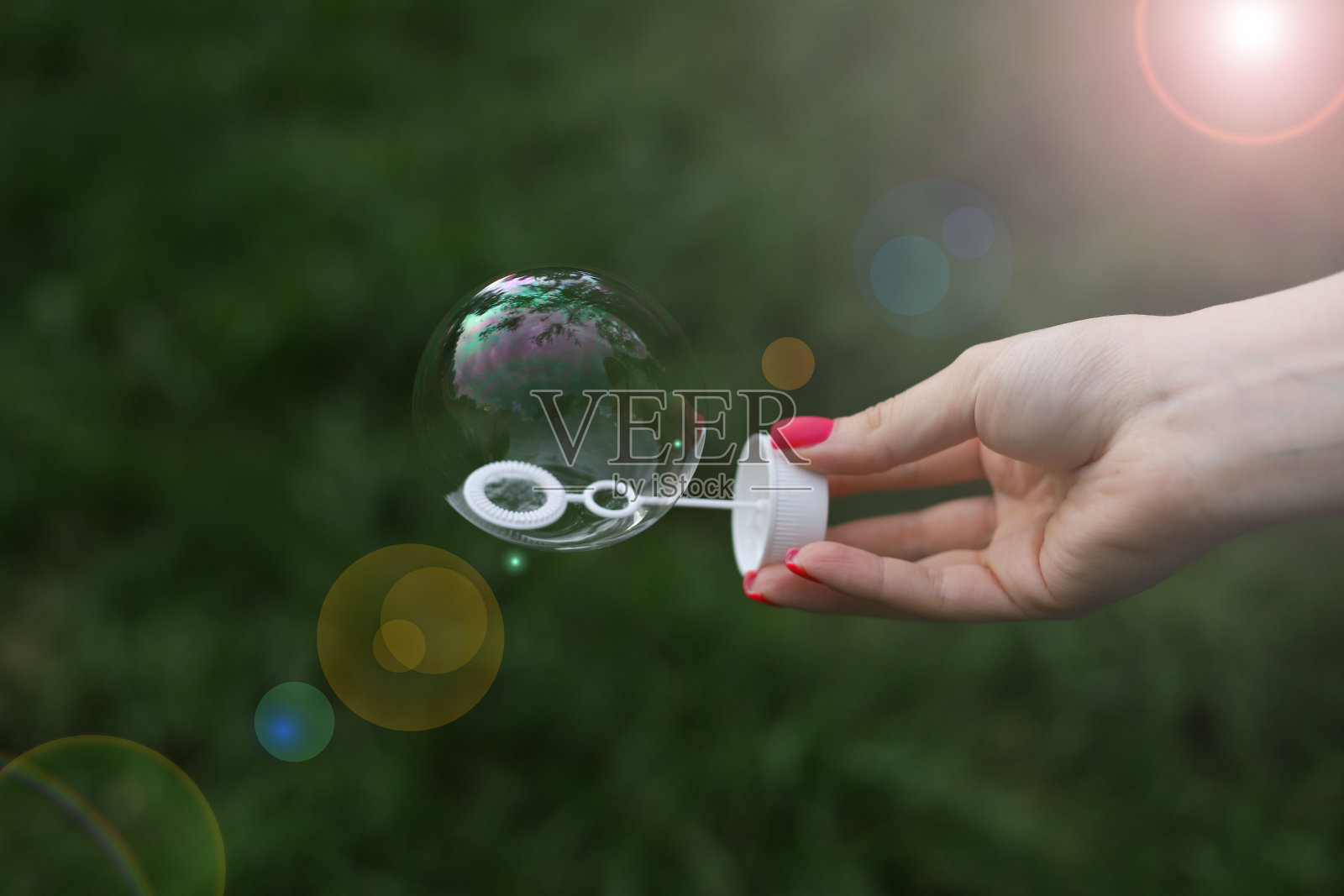 泡沫。夏天的一天照片摄影图片