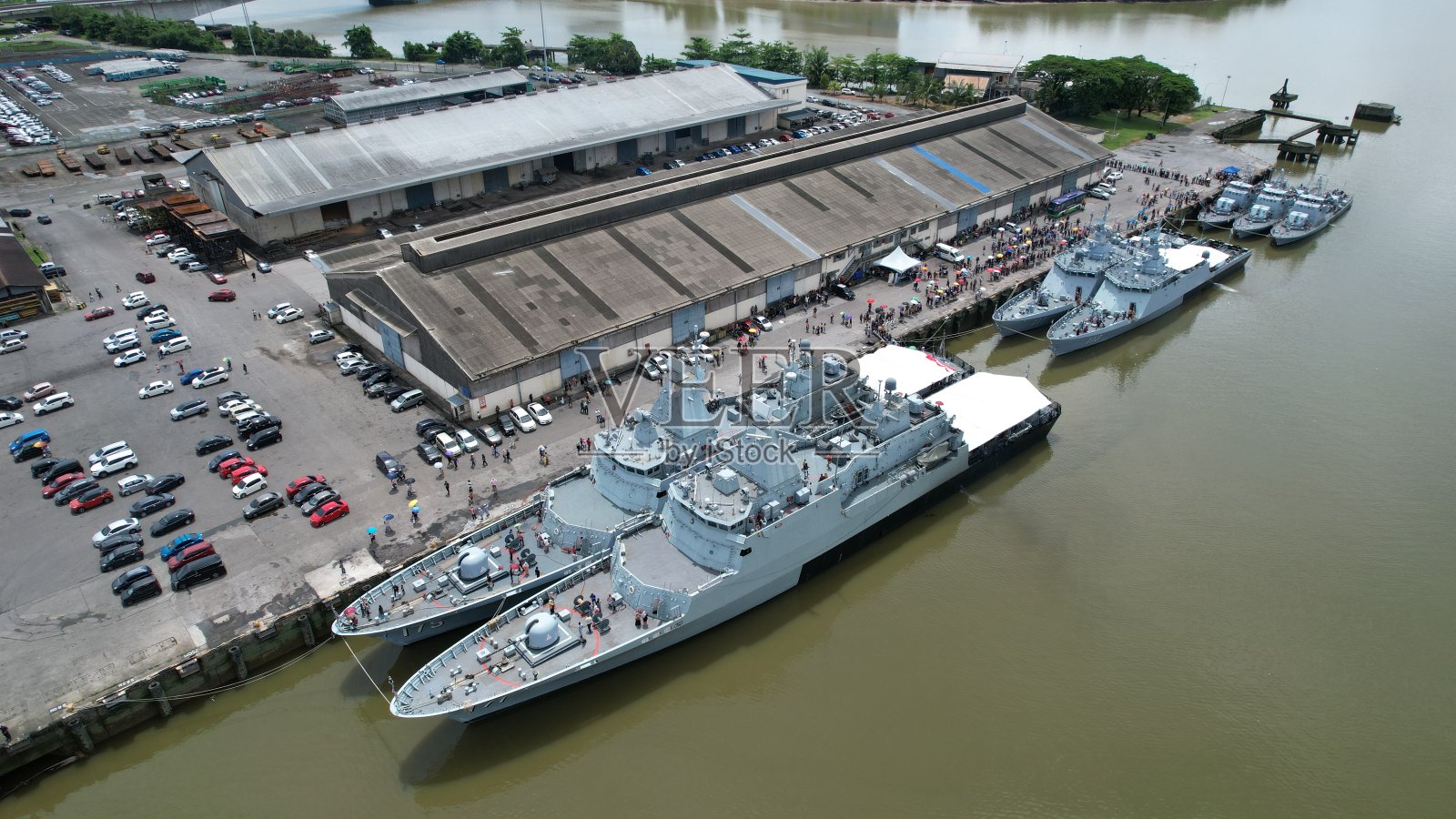 马来西亚皇家海军军舰鸟瞰图照片摄影图片