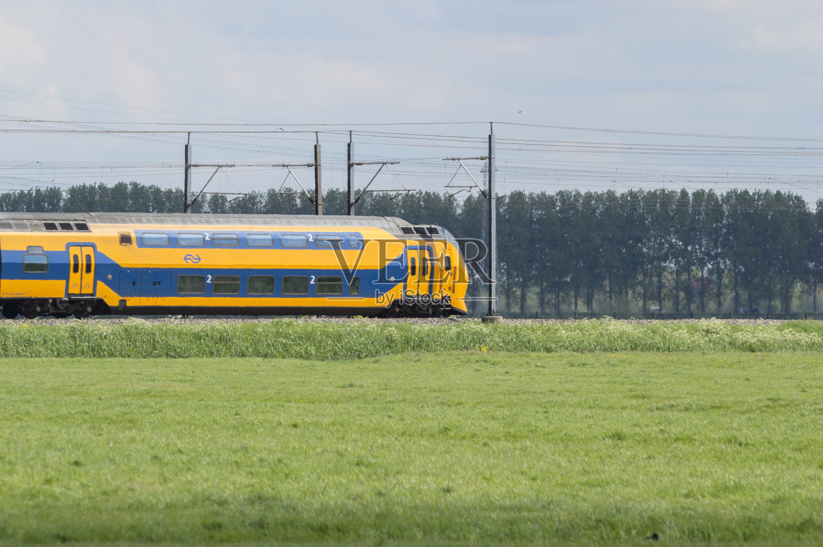 荷兰Abcoude的前侧NS列车5-5-2024照片摄影图片