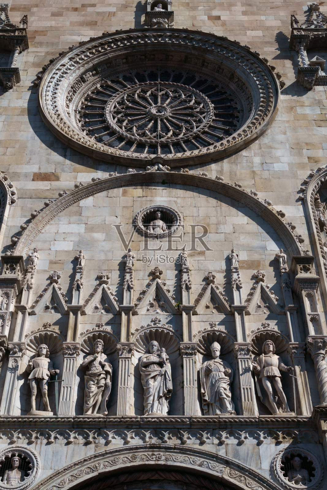 意大利科莫大教堂的圣玛利亚亚松塔教堂照片摄影图片