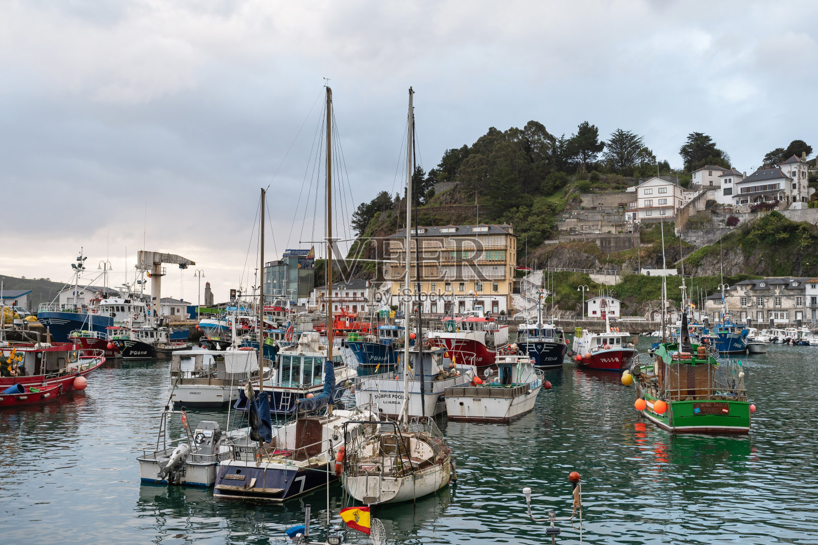 卢阿尔卡港。巴尔德斯理事会。阿斯图里亚斯照片摄影图片