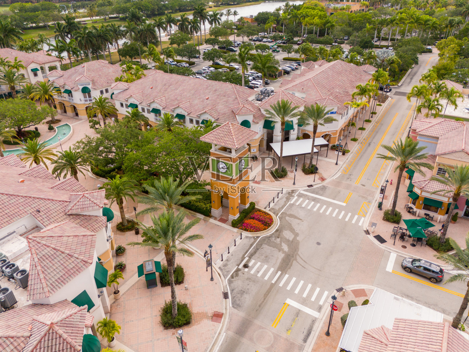 韦斯顿镇中心钟楼照片摄影图片