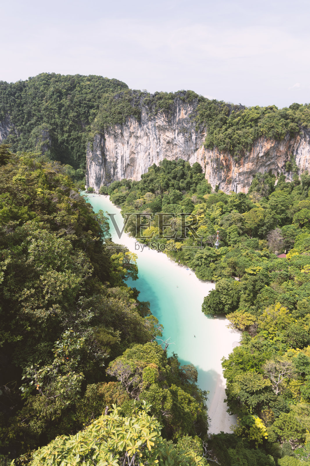 宁静的海滩湾照片摄影图片