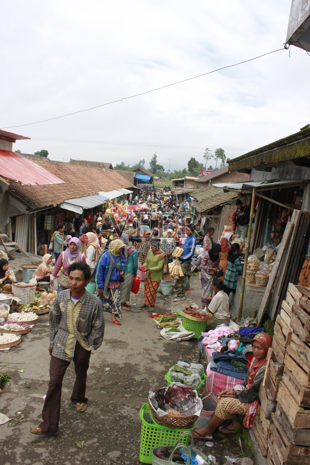 卡波南传统市场的晨间活动照片摄影图片