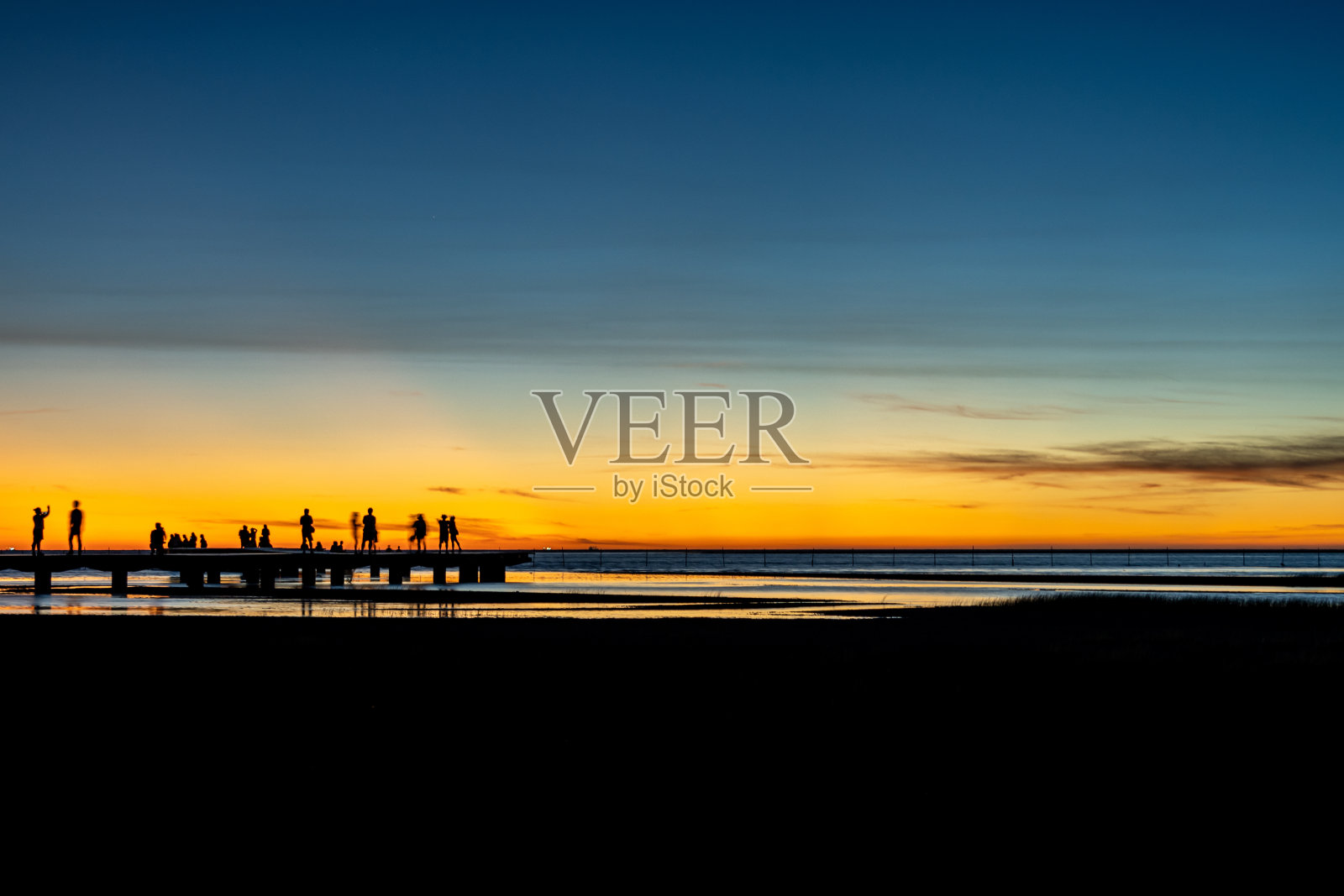 海滨风景旅游栈桥。台湾台中市照片摄影图片