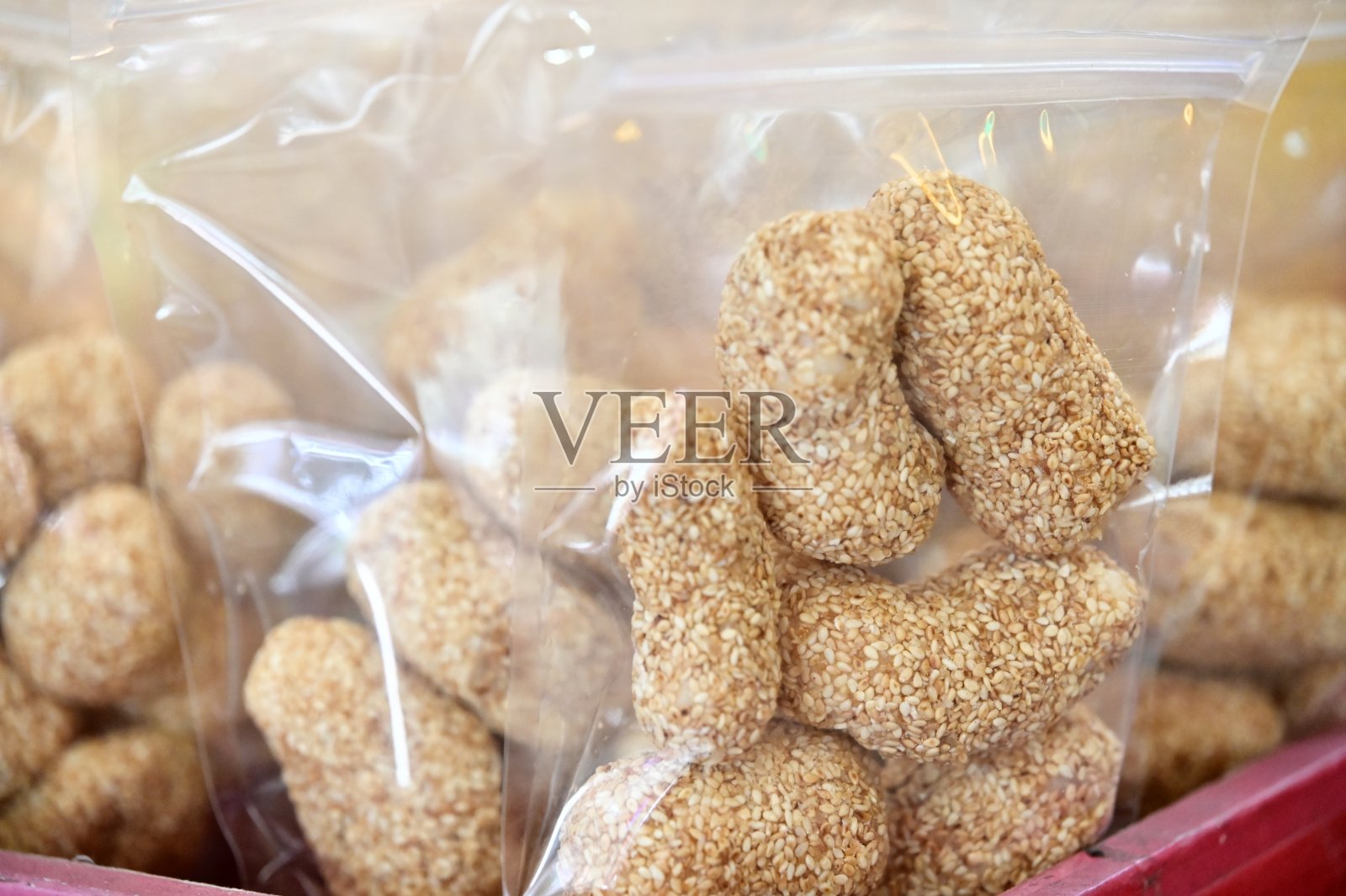 Taiwanese Traditional Snack: Crispy and Sweet Ma Lao (麻荖)照片摄影图片