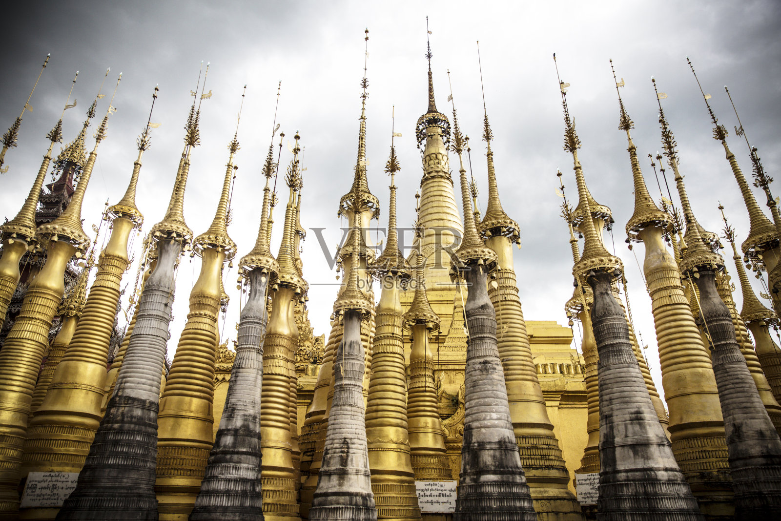 瑞客栈，登塔照片摄影图片