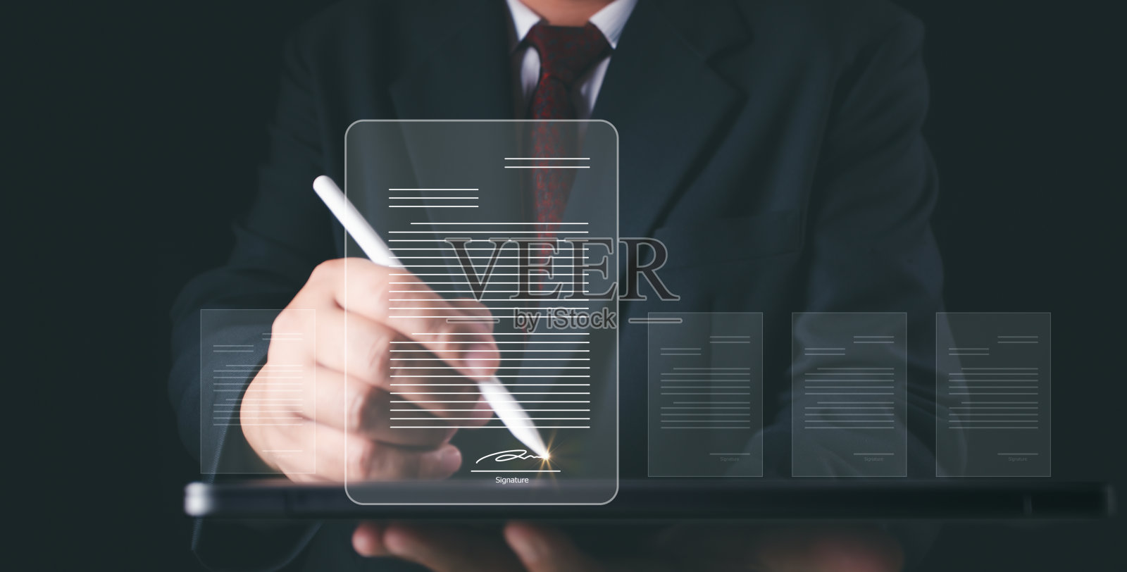 电子签名经营理念。商人签署电子文件，业务批准，执行计划，项目批准。数字签名。电子文档，数字商务，在线。照片摄影图片
