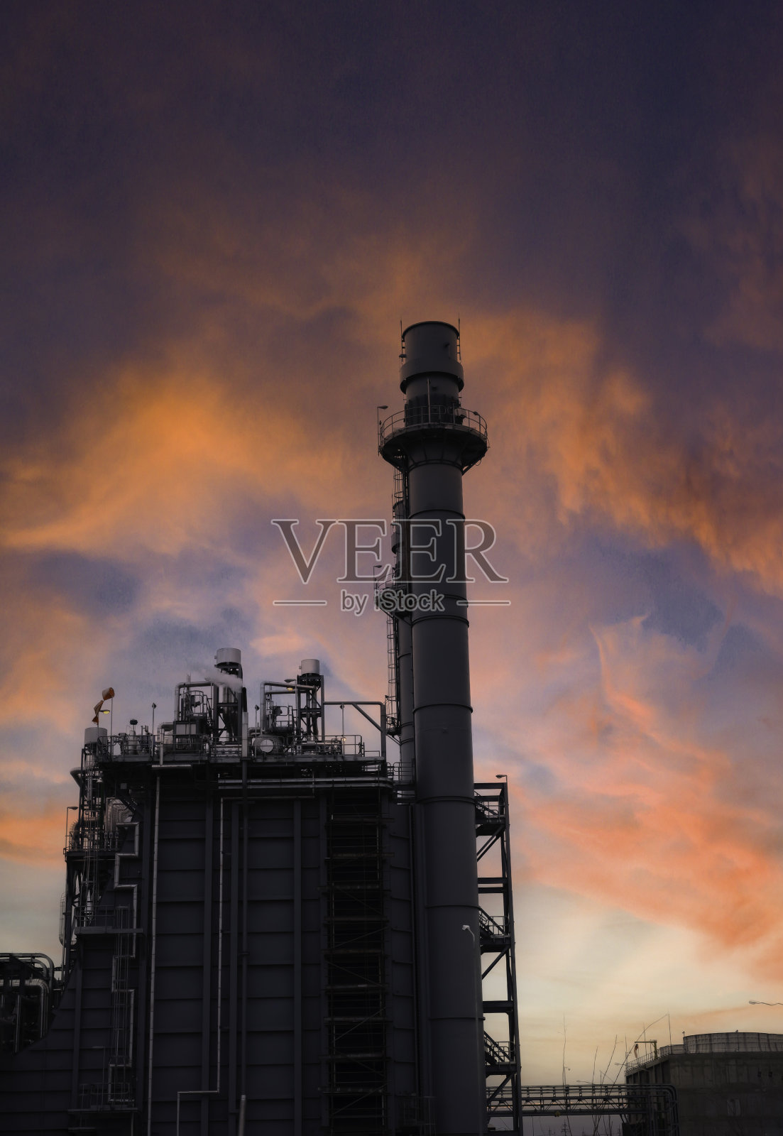 燃气轮机发电厂黄昏-工厂-石化厂照片摄影图片