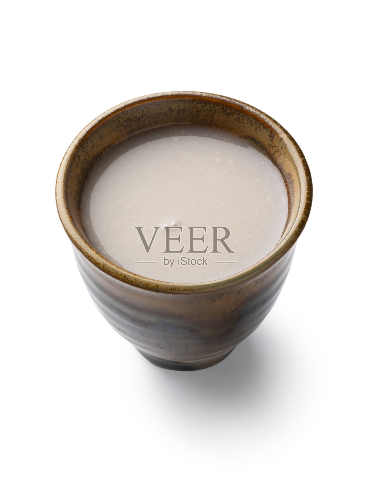 一杯白底发酵米酒照片摄影图片